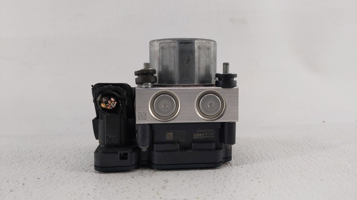 2019-2020 Nissan Rogue Anti-Lock Brake ABS Pump Module Actuator OEM P/N:47660 7FM5A 47660 7FL4A Fits Fits 2019 2020 OEM Used