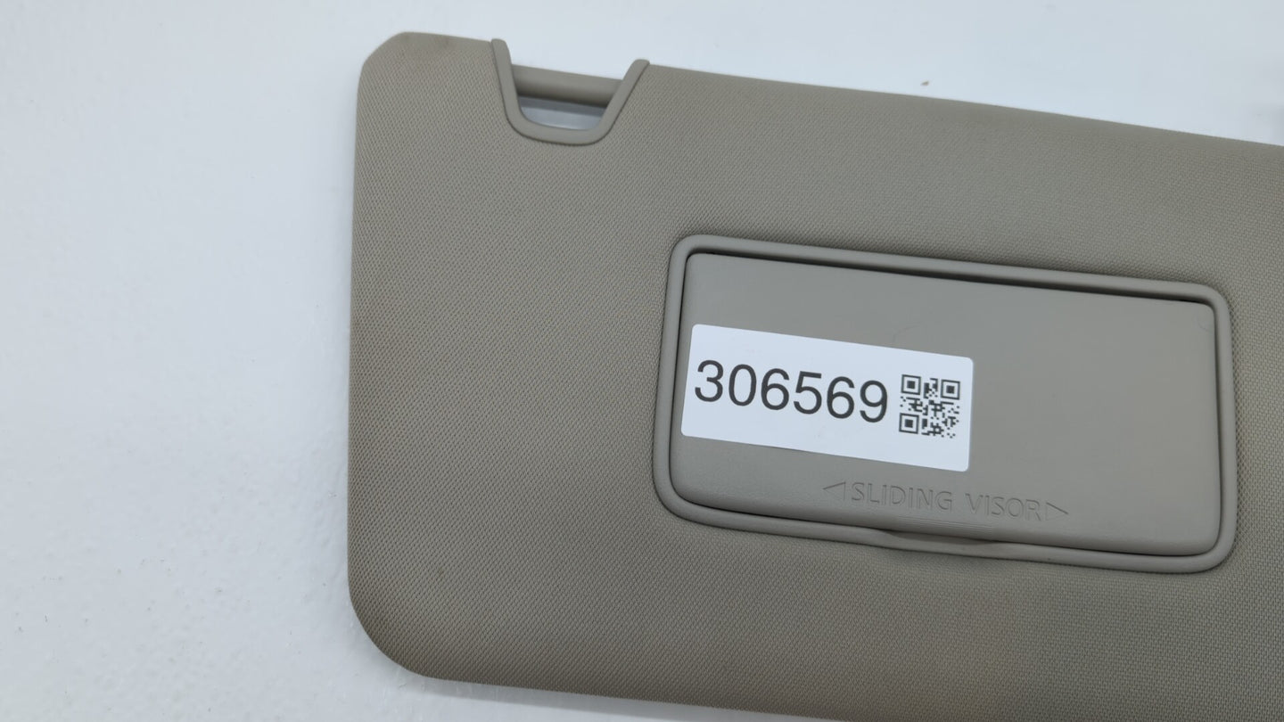 2018-2020 Nissan Rogue Sun Visor Shade Replacement Passenger Right Mirror Fits Fits 2018 2019 2020 OEM Used Auto Parts - Oem