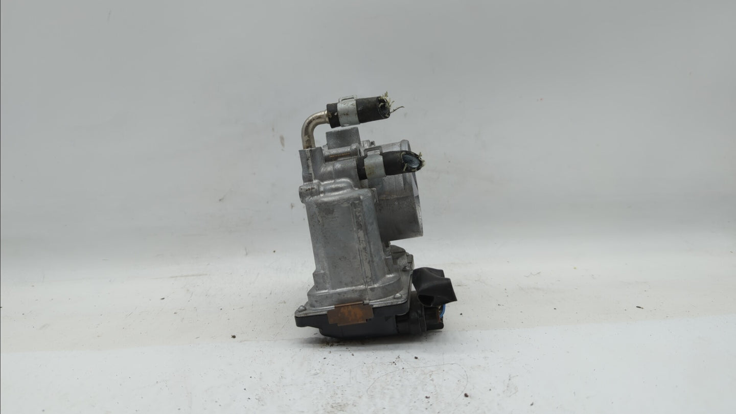 2014-2019 Nissan Rogue Throttle Body P/N:3TA60-01 C 3TA60-01 B, 3TA60-01 A Fits Fits 2013 2014 2015 2016 2017 2018 2019 OEM 