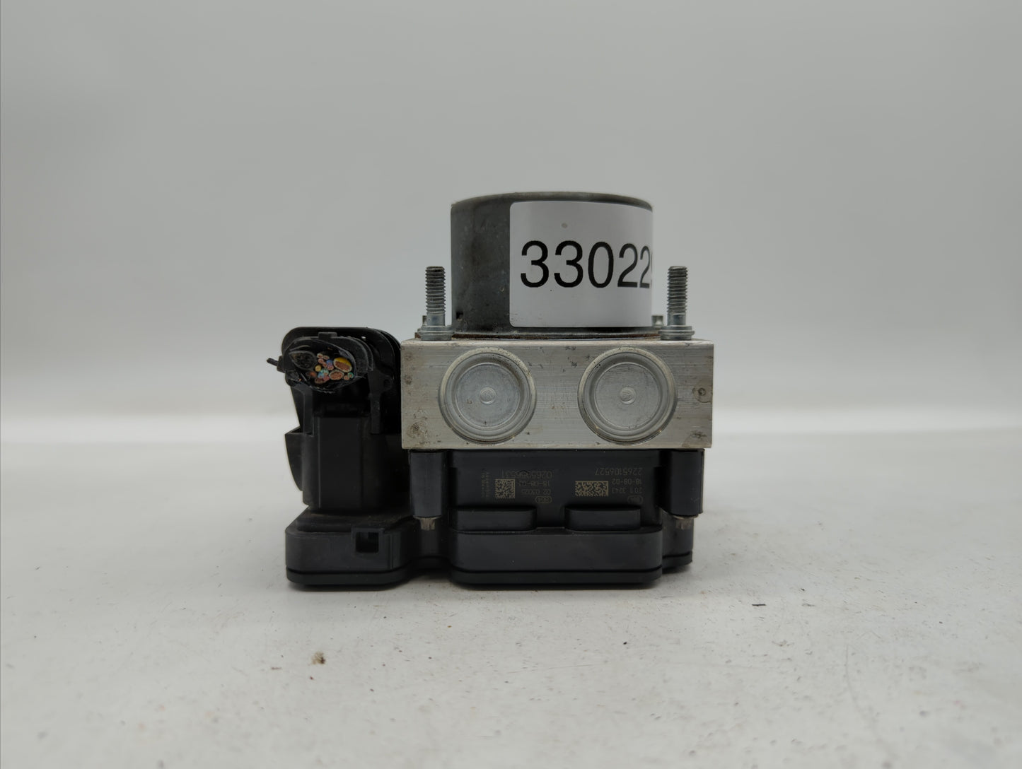 2018-2019 Nissan Rogue ABS Pump Control Module Replacement P/N:47660 9TF2A 47660 9TG2A Fits Fits 2018 2019 OEM Used Auto Par