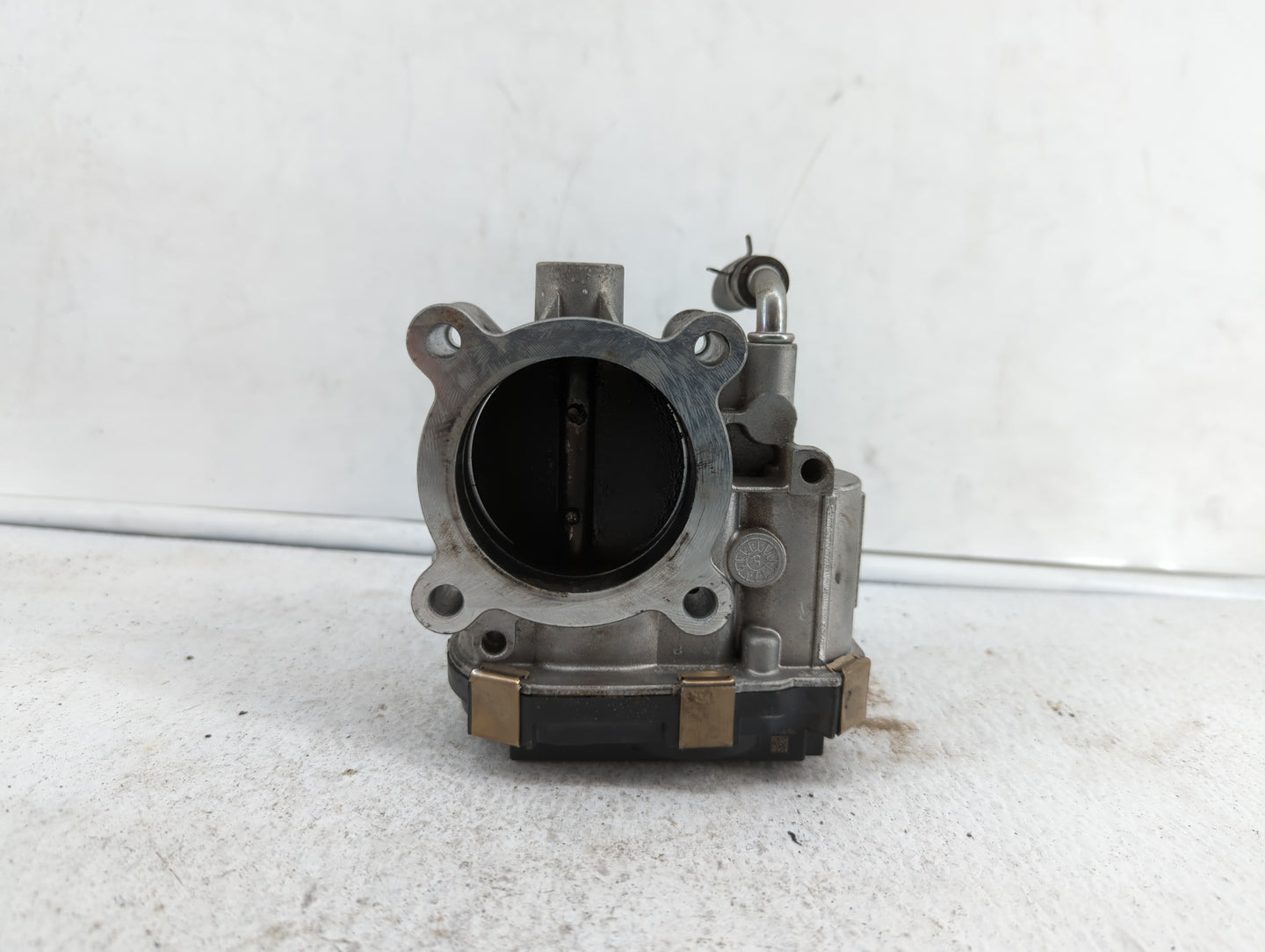2014-2019 Nissan Rogue Throttle Body P/N:17090100498 3TA60-01 C, 3TA60-01 B Fits Fits 2013 2014 2015 2016 2017 2018 2019 OEM