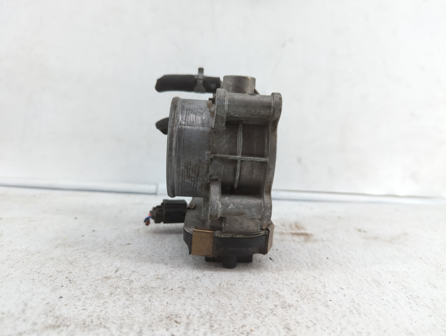 2014-2019 Nissan Rogue Throttle Body P/N:17090100498 3TA60-01 C, 3TA60-01 B Fits Fits 2013 2014 2015 2016 2017 2018 2019 OEM