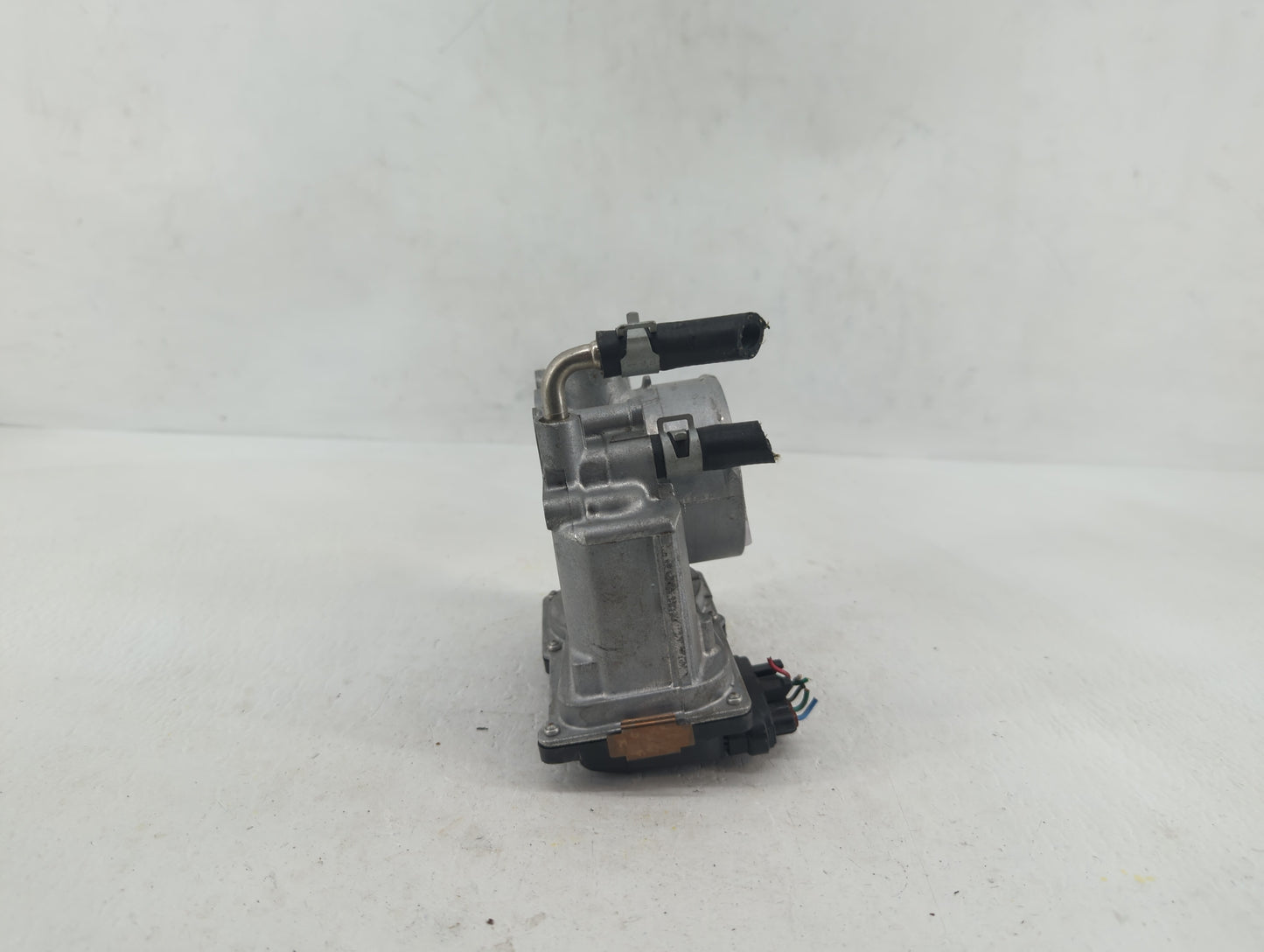 2014-2019 Nissan Rogue Throttle Body P/N:3TA60-01 C 3TA60-01 B, 3TA60-01 A Fits Fits 2013 2014 2015 2016 2017 2018 2019 OEM 