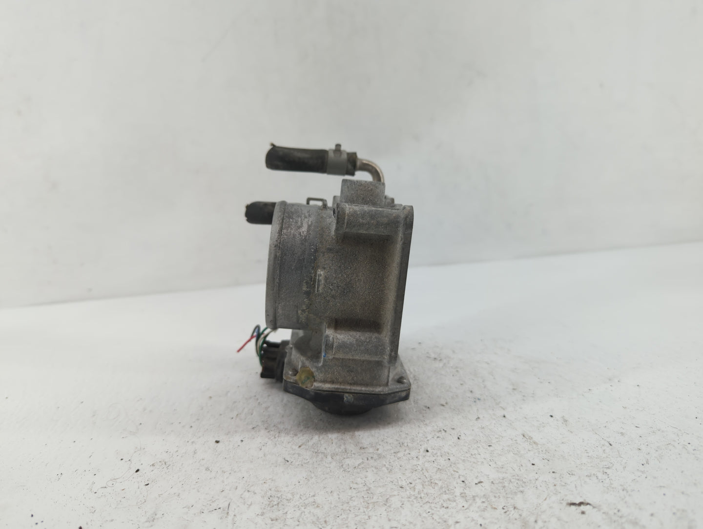 2014-2019 Nissan Rogue Throttle Body P/N:3TA60-01 C 3TA60-01 B, 3TA60-01 A Fits Fits 2013 2014 2015 2016 2017 2018 2019 OEM 