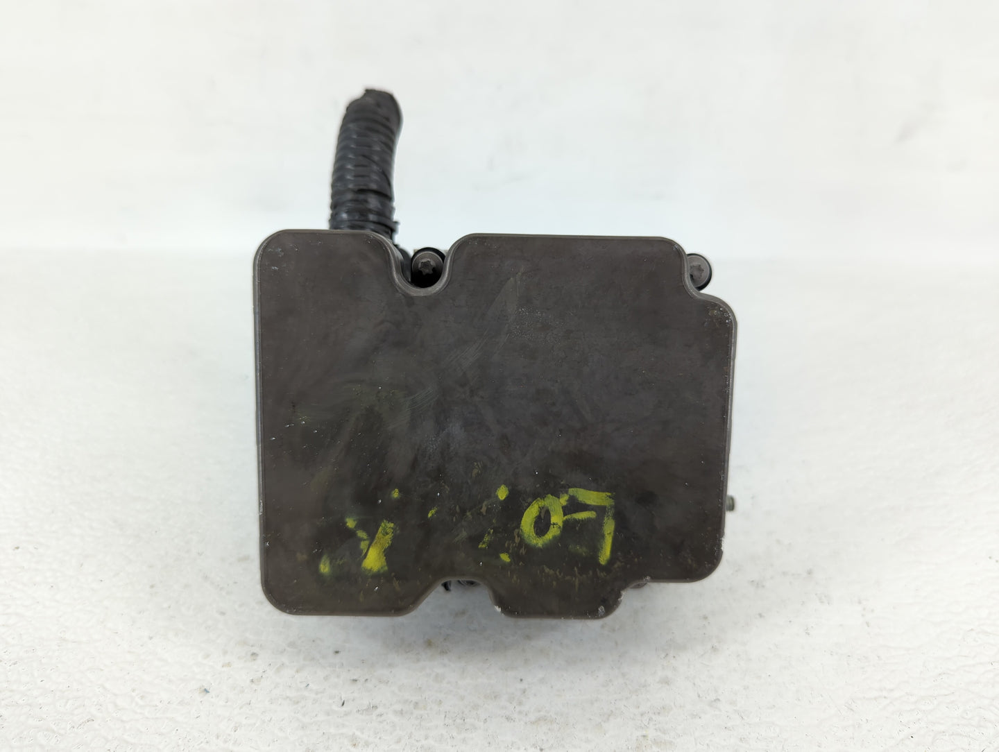 2019-2020 Nissan Rogue ABS Pump Control Module Replacement P/N:47660 7FM0A 47660 7FM1A Fits Fits 2019 2020 OEM Used Auto Par