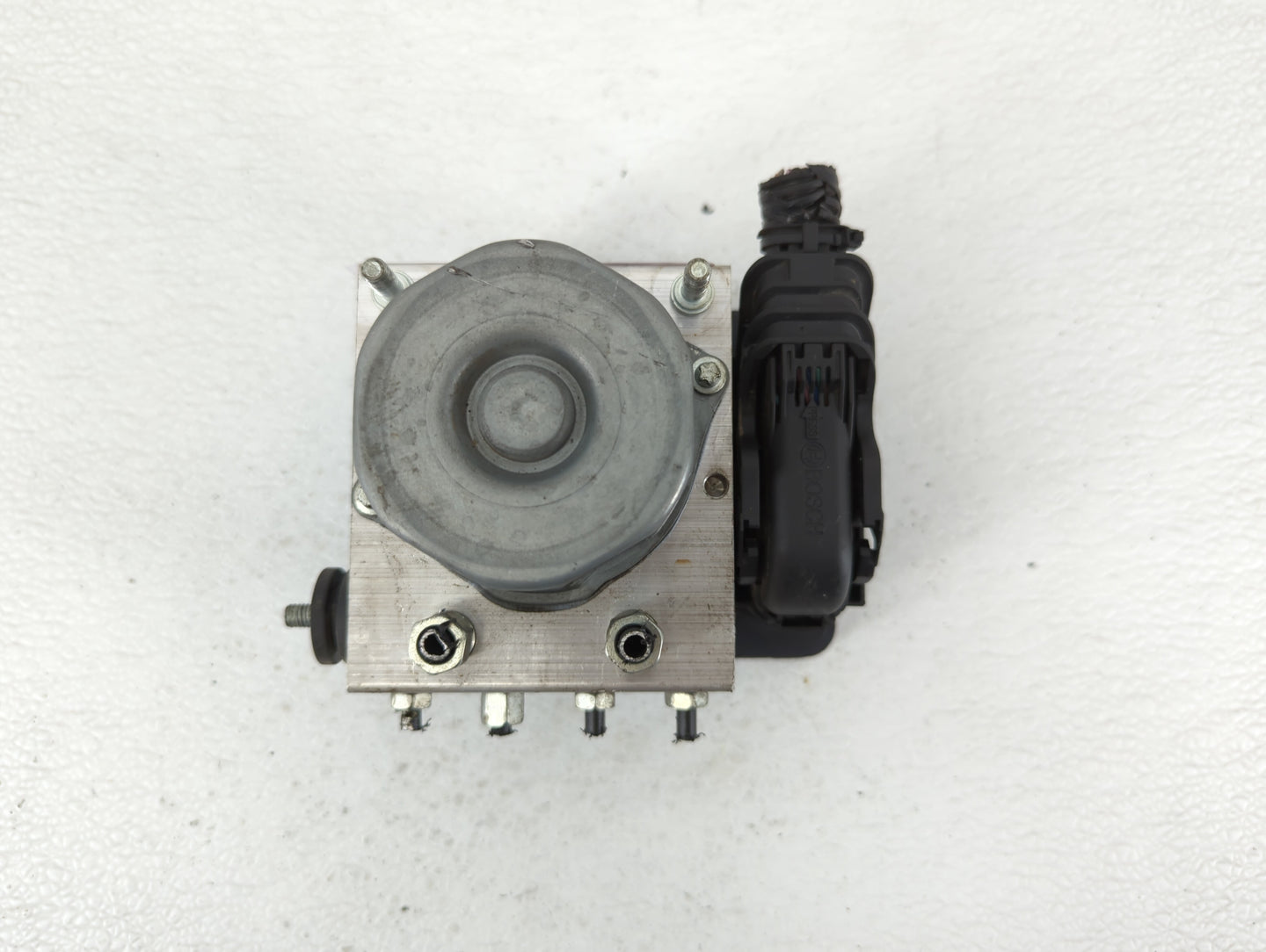 2019-2020 Nissan Rogue ABS Pump Control Module Replacement P/N:47660 7FM0A 47660 7FM1A, 47660 7FM5A Fits Fits 2019 2020 OEM 