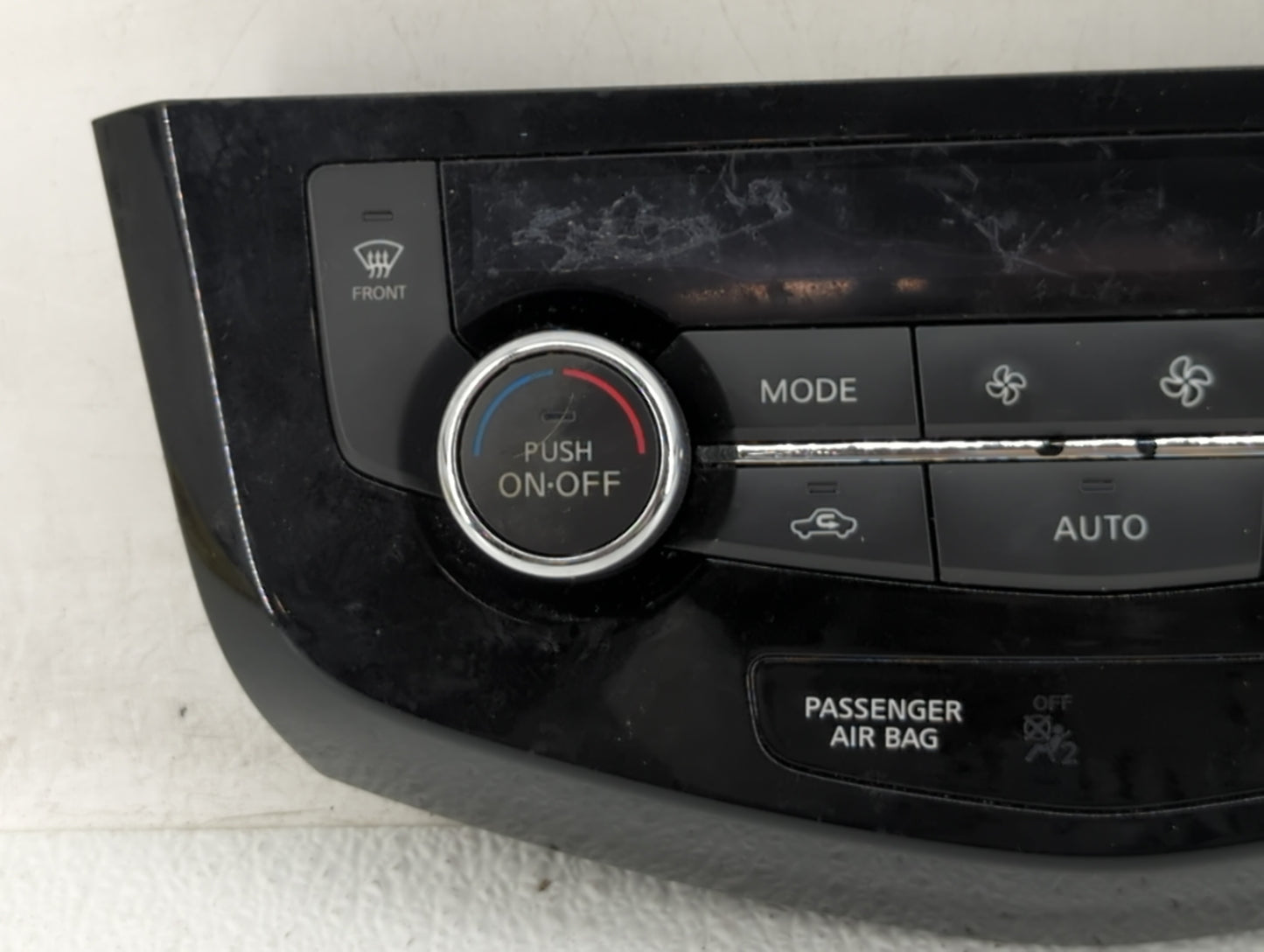 2017-2020 Nissan Rogue Climate Control Module Temperature AC/Heater Replacement Fits Fits 2017 2018 2019 2020 OEM Used Auto 