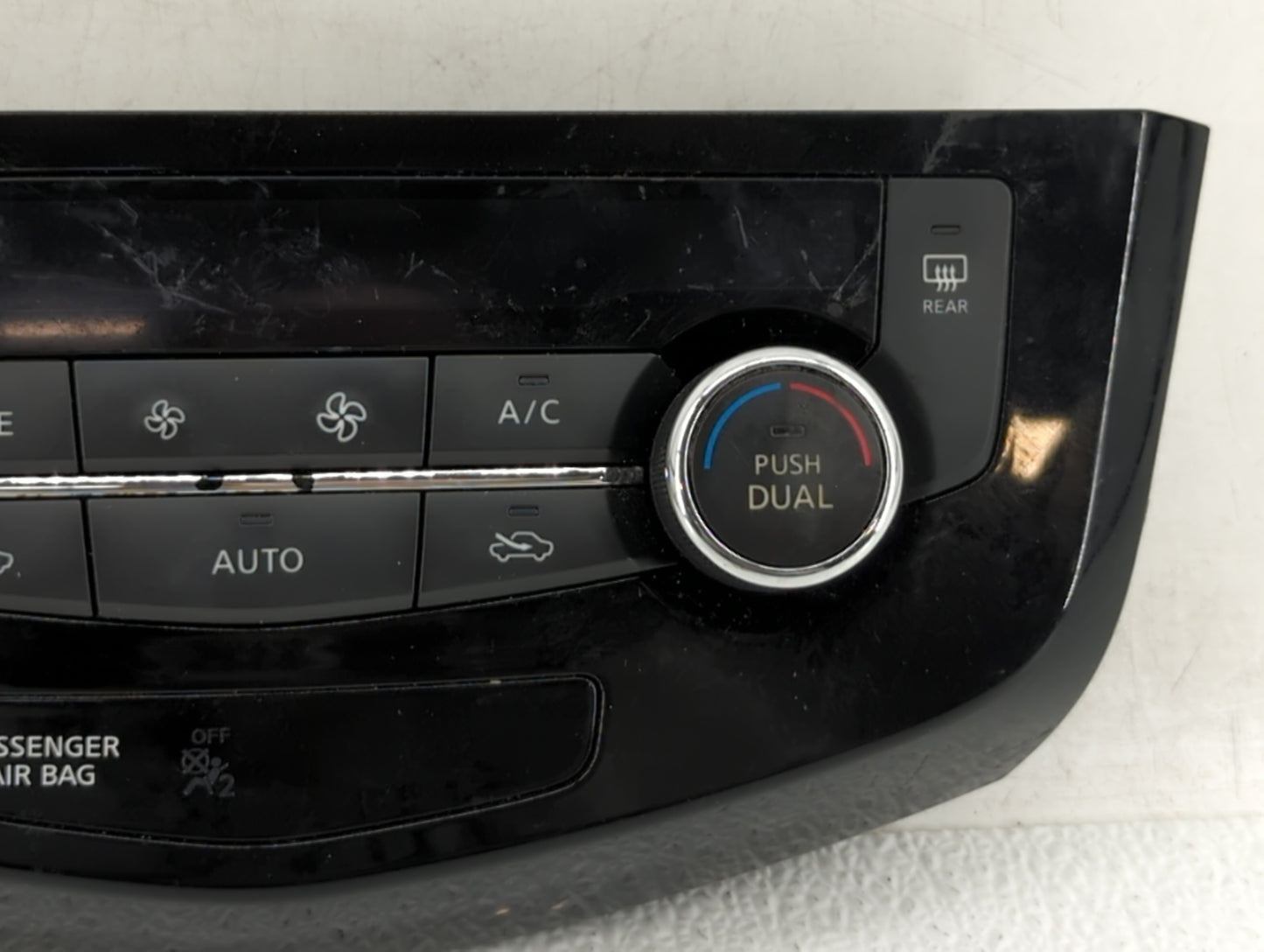 2017-2020 Nissan Rogue Climate Control Module Temperature AC/Heater Replacement Fits Fits 2017 2018 2019 2020 OEM Used Auto 