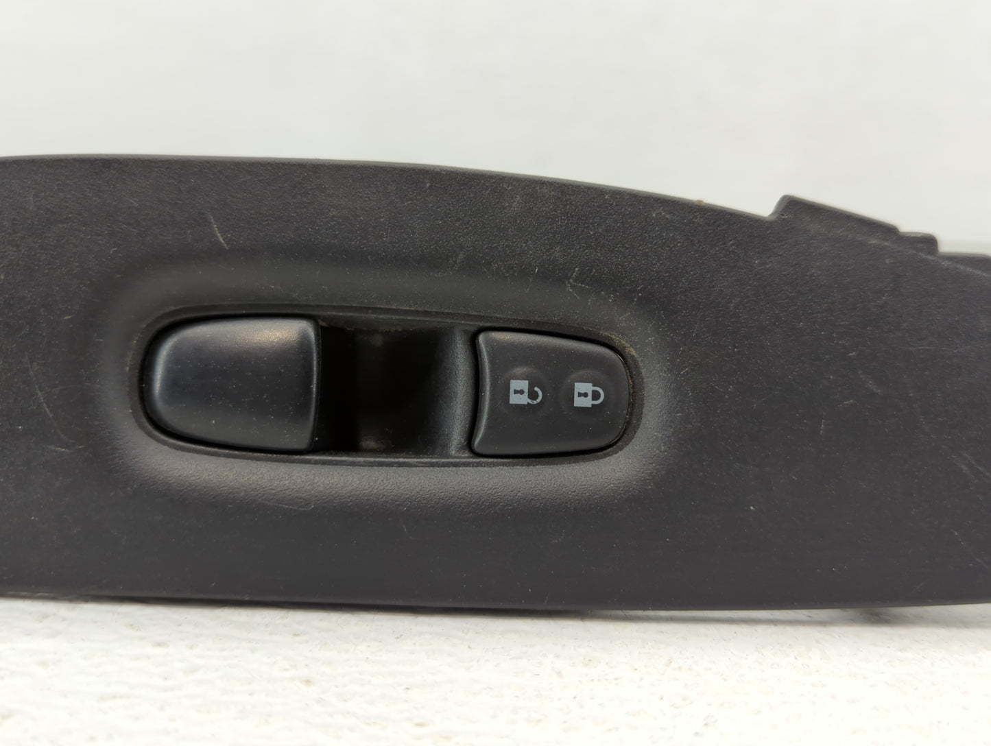 2019 Nissan Rogue Driver Left Rear Power Window Switch 25411 1ka5a - Oemusedautoparts1.com