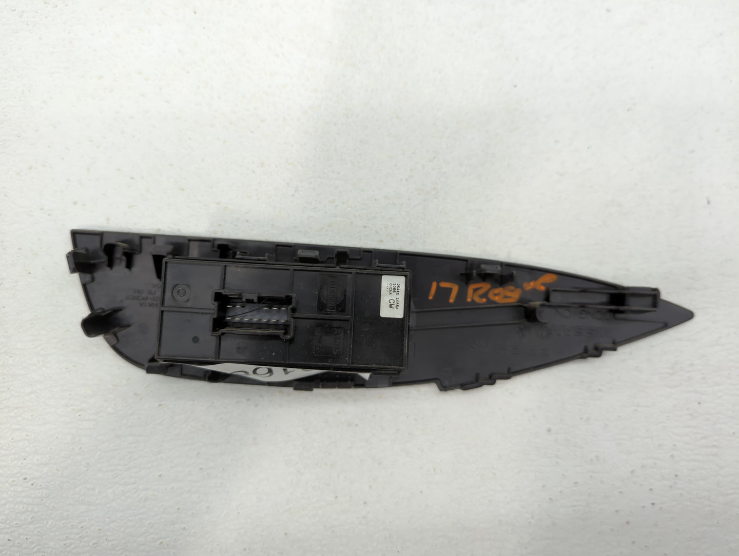 2019 Nissan Rogue Driver Left Rear Power Window Switch 25411 1ka5a - Oemusedautoparts1.com