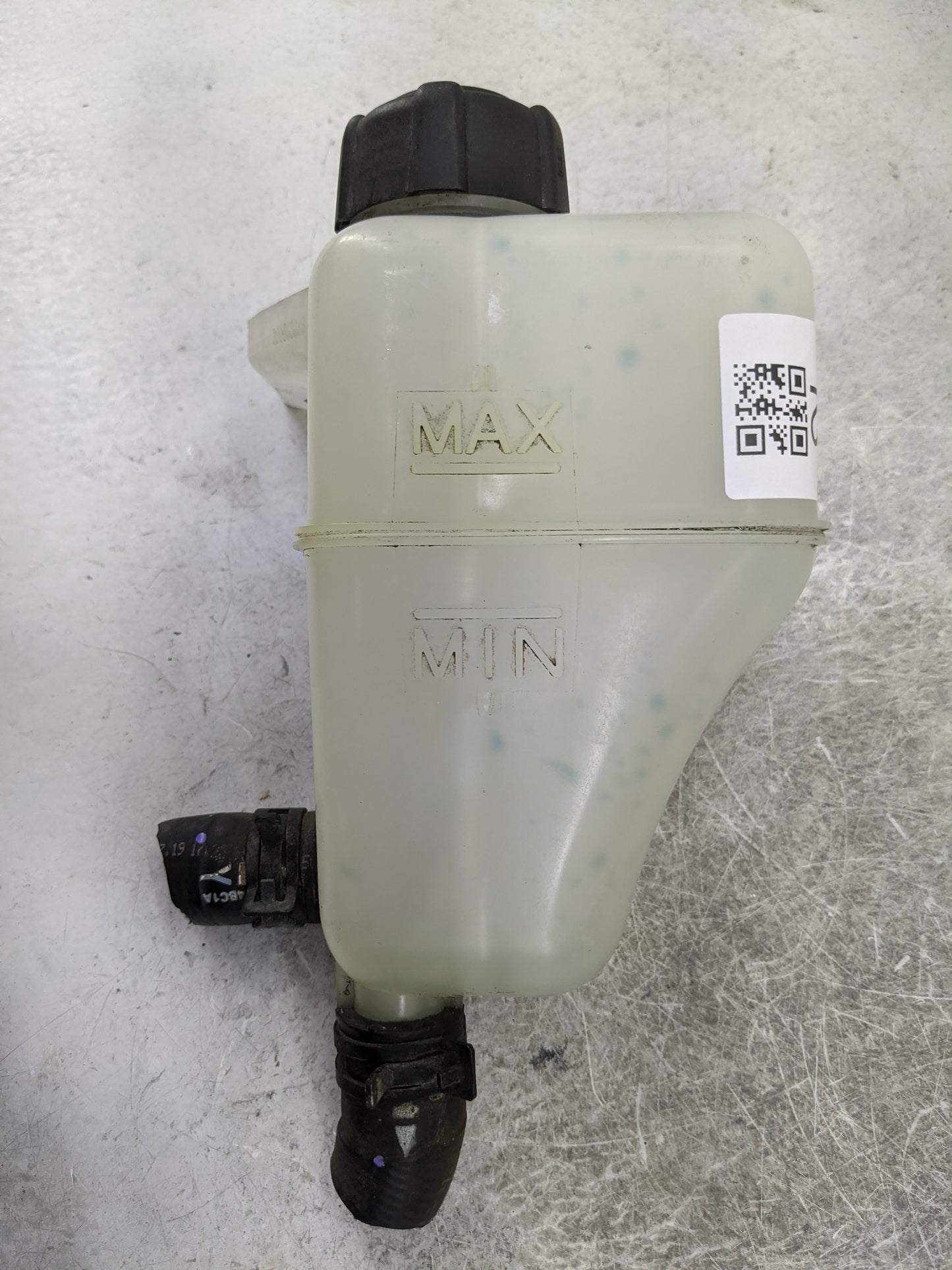 2017-2019 Nissan Rogue Radiator Coolant Overflow Expansion Tank Bottle - Oemusedautoparts1.com