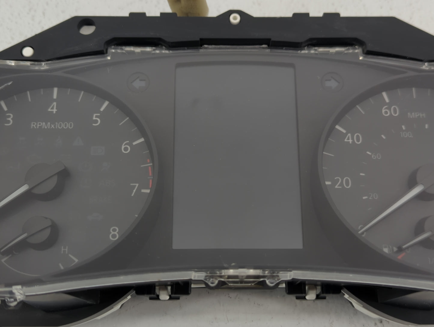 2019-2020 Nissan Rogue Instrument Cluster Speedometer Gauges P/N:7FM0A Miles: Fits Fits 2019 2020 OEM Used Auto Parts - Oemu