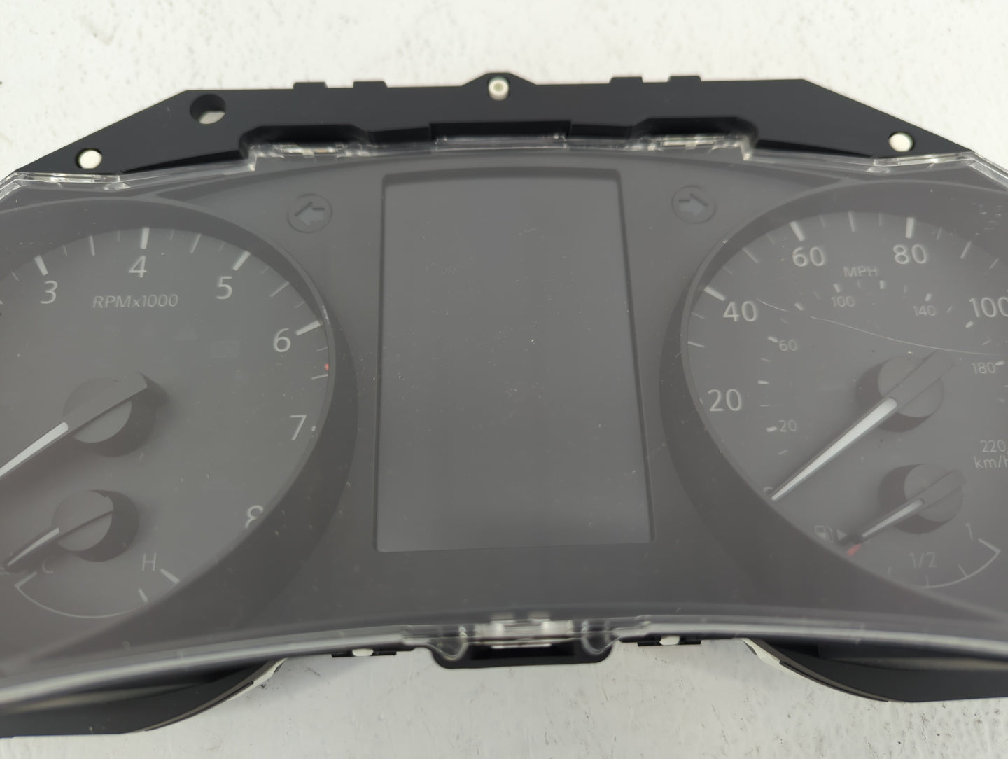 2019-2020 Nissan Rogue Instrument Cluster Speedometer Gauges P/N:5HT0A/I01A 5HT0A/X4C7 Fits Fits 2019 2020 OEM Used Auto Par