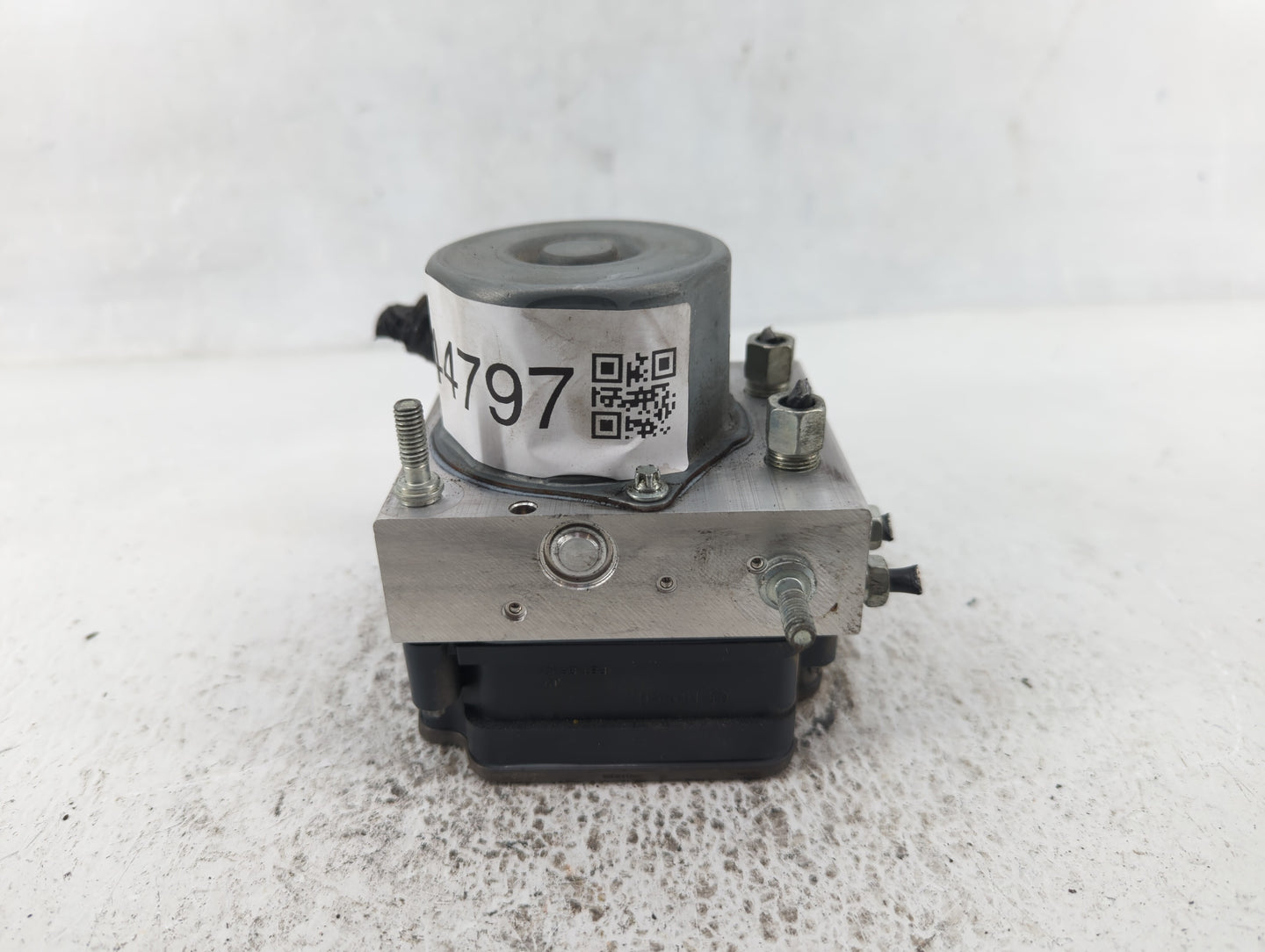 2019-2020 Nissan Rogue ABS Pump Control Module Replacement P/N:47660 75V0A Fits Fits 2019 2020 OEM Used Auto Parts - Oemused