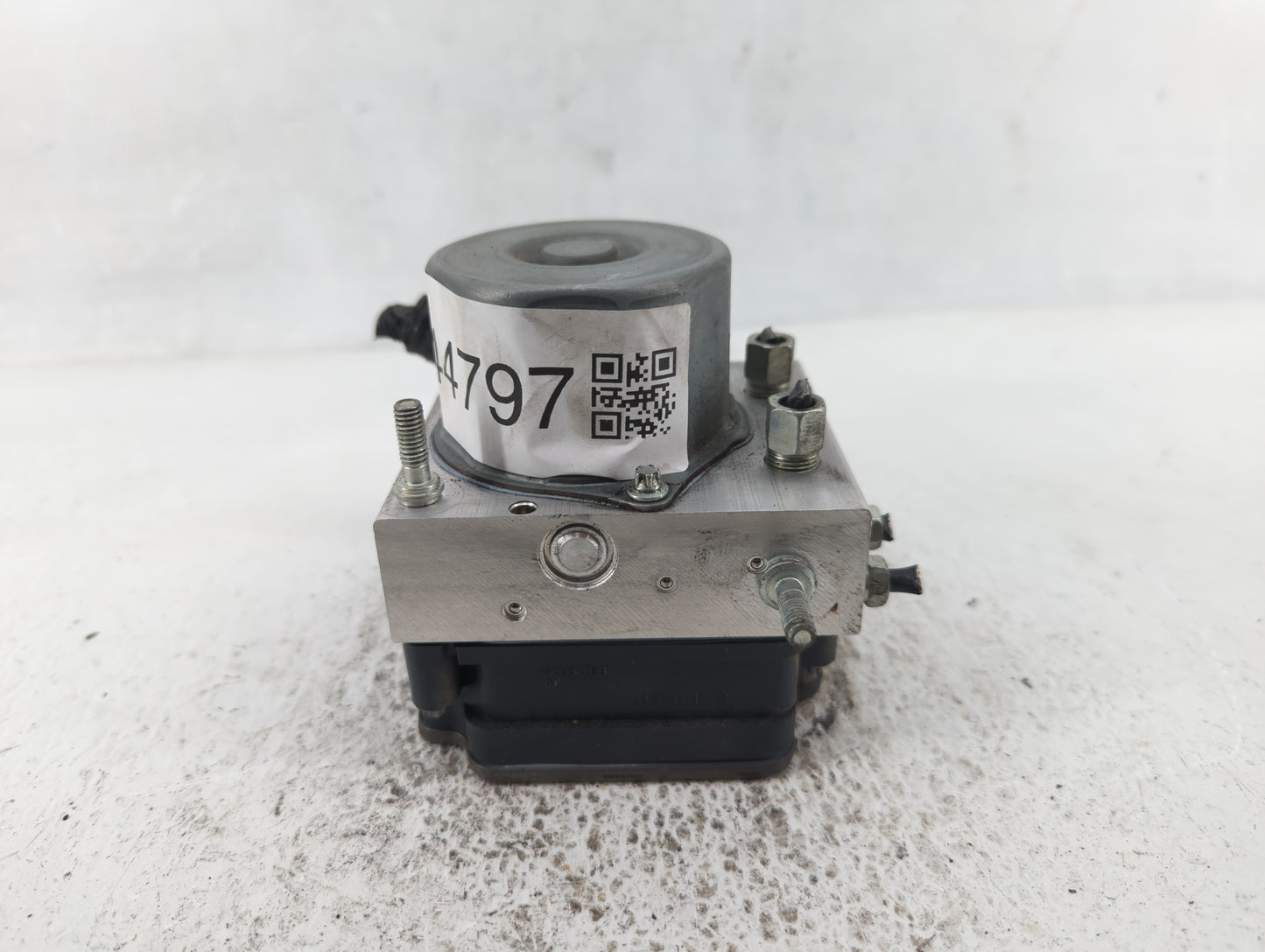 2019-2020 Nissan Rogue ABS Pump Control Module Replacement P/N:47660 75V0A Fits Fits 2019 2020 OEM Used Auto Parts - Oemused