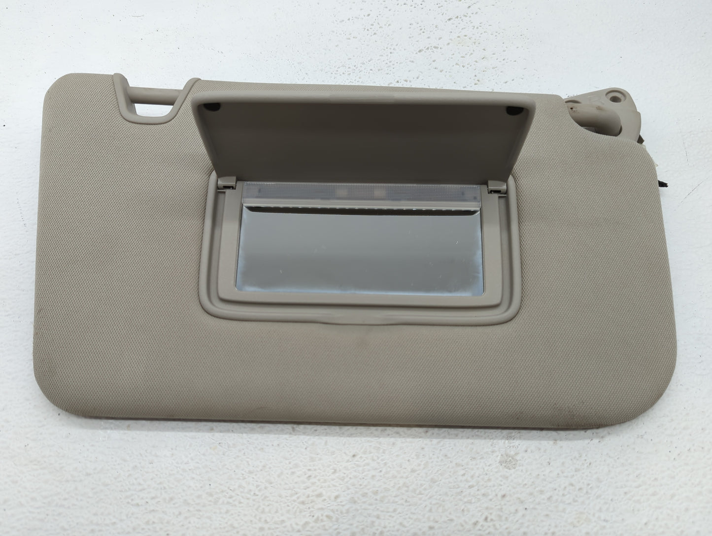 2018-2020 Nissan Rogue Sun Visor Shade Replacement Passenger Right Mirror Fits Fits 2018 2019 2020 OEM Used Auto Parts - Oem