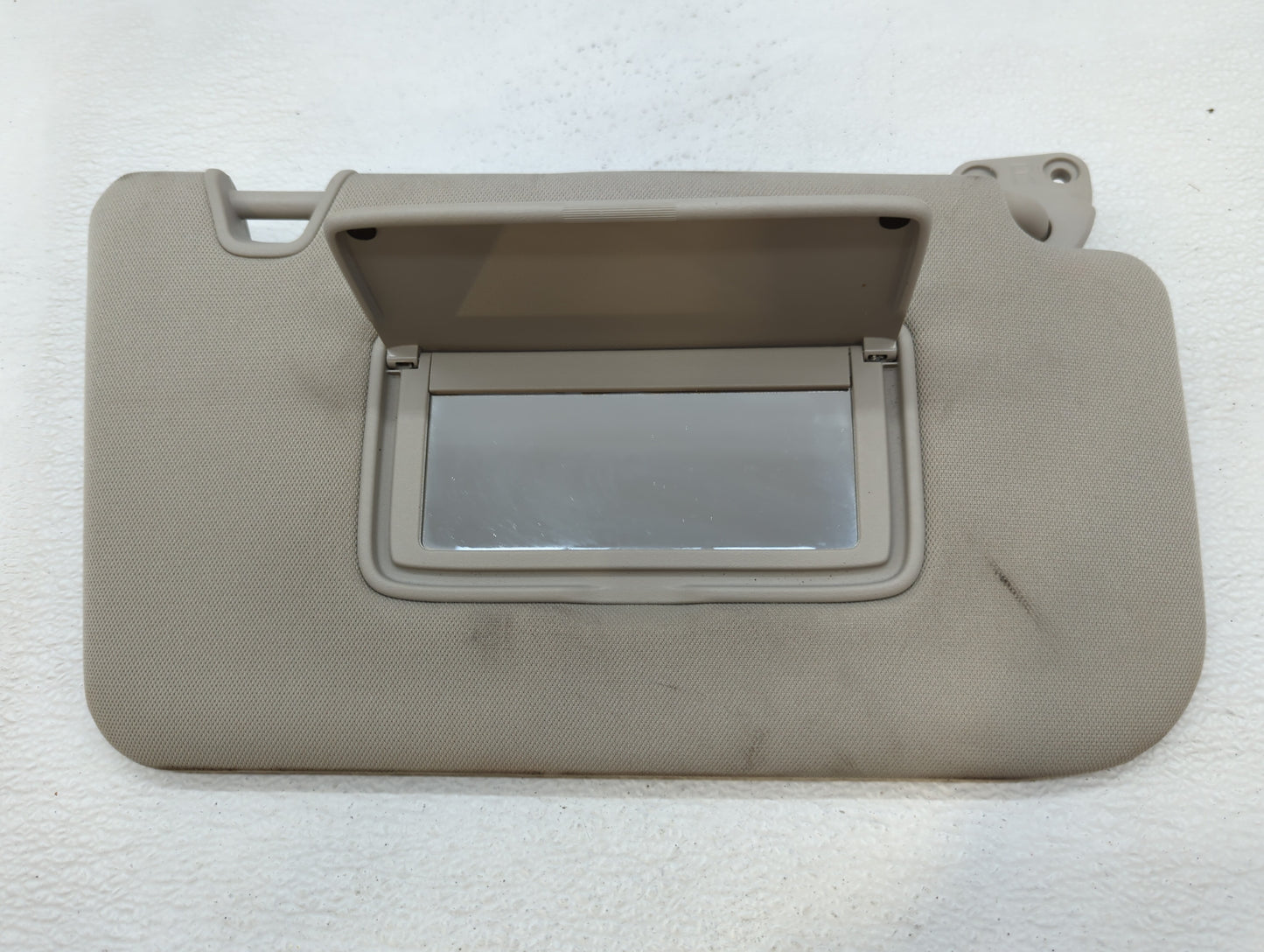 2018-2020 Nissan Rogue Sun Visor Shade Replacement Driver Left Mirror Fits Fits 2018 2019 2020 OEM Used Auto Parts - Oemused