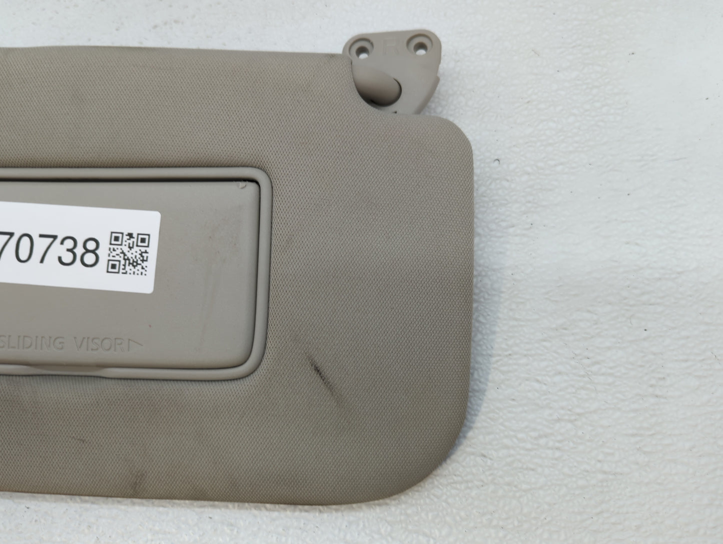 2018-2020 Nissan Rogue Sun Visor Shade Replacement Driver Left Mirror Fits Fits 2018 2019 2020 OEM Used Auto Parts - Oemused