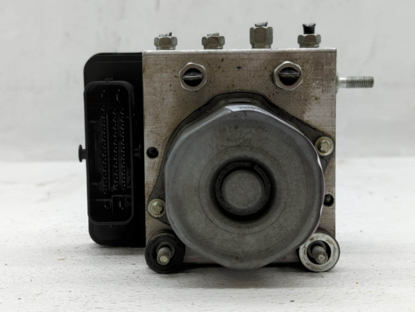 2019-2020 Nissan Rogue ABS Pump Control Module Replacement P/N:47660 7FL4A 47660 75V0A Fits Fits 2019 2020 OEM Used Auto Par