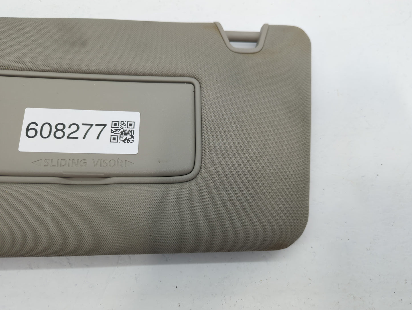 2018-2020 Nissan Rogue Sun Visor Shade Replacement Passenger Right Mirror Fits Fits 2018 2019 2020 OEM Used Auto Parts - Oem
