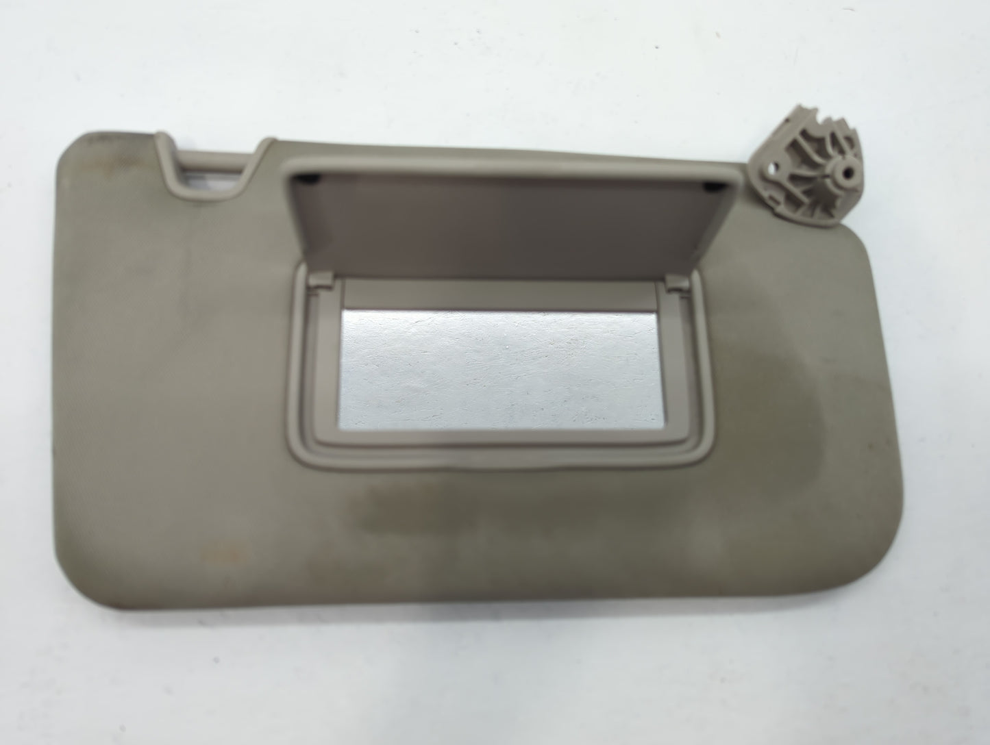 2018-2020 Nissan Rogue Sun Visor Shade Replacement Driver Left Mirror Fits Fits 2018 2019 2020 OEM Used Auto Parts - Oemused