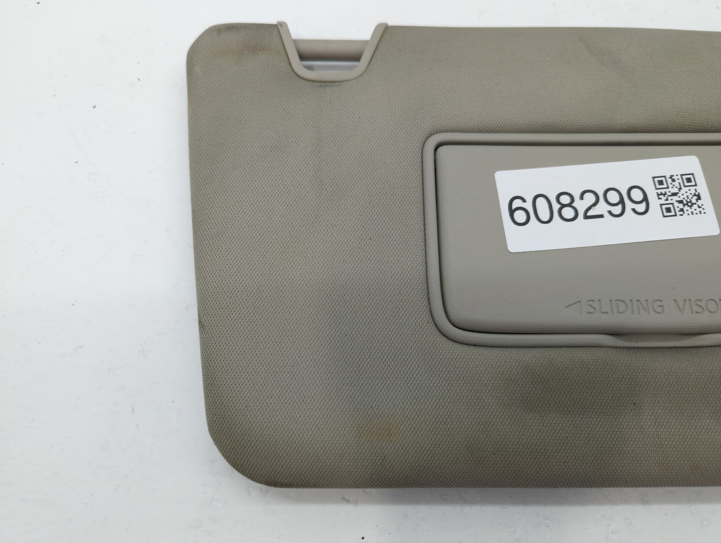 2018-2020 Nissan Rogue Sun Visor Shade Replacement Driver Left Mirror Fits Fits 2018 2019 2020 OEM Used Auto Parts - Oemused