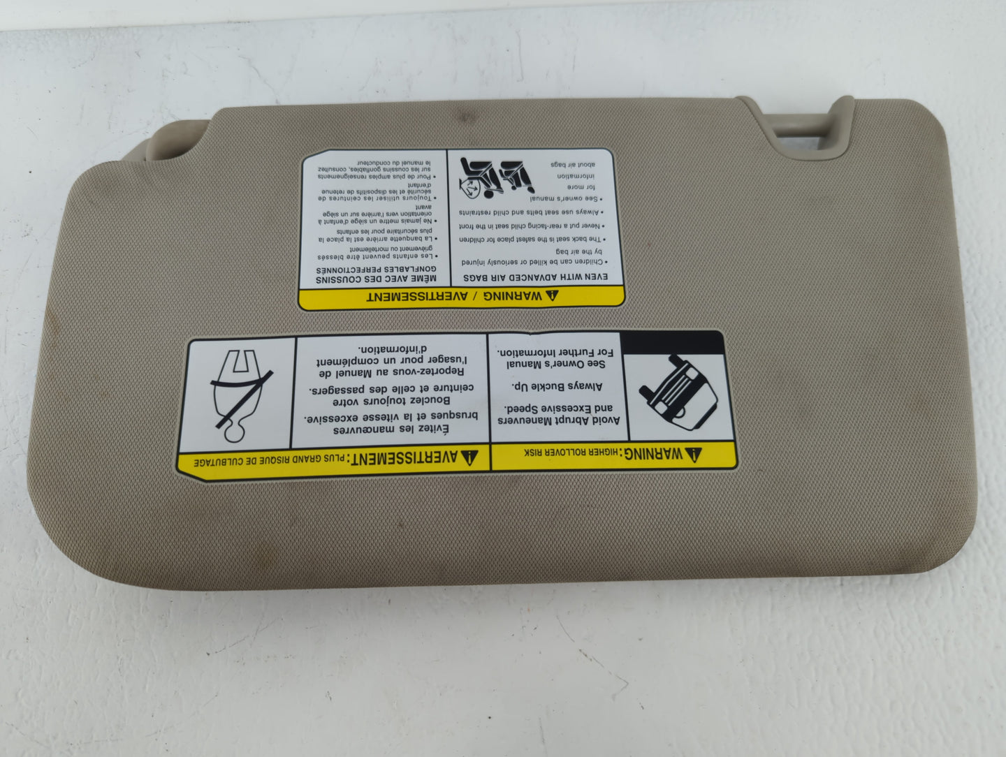 2018-2020 Nissan Rogue Sun Visor Shade Replacement Passenger Right Mirror Fits Fits 2018 2019 2020 OEM Used Auto Parts - Oem