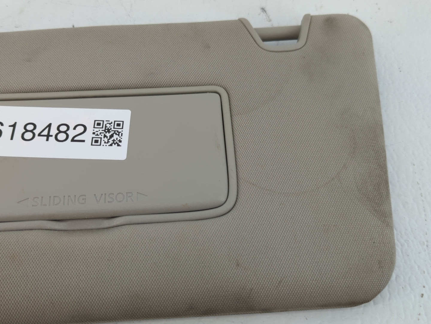 2018-2020 Nissan Rogue Sun Visor Shade Replacement Driver Left Mirror Fits Fits 2018 2019 2020 OEM Used Auto Parts - Oemused