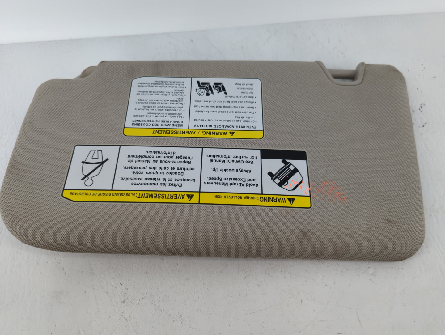 2018-2020 Nissan Rogue Sun Visor Shade Replacement Passenger Right Mirror Fits Fits 2018 2019 2020 OEM Used Auto Parts - Oem