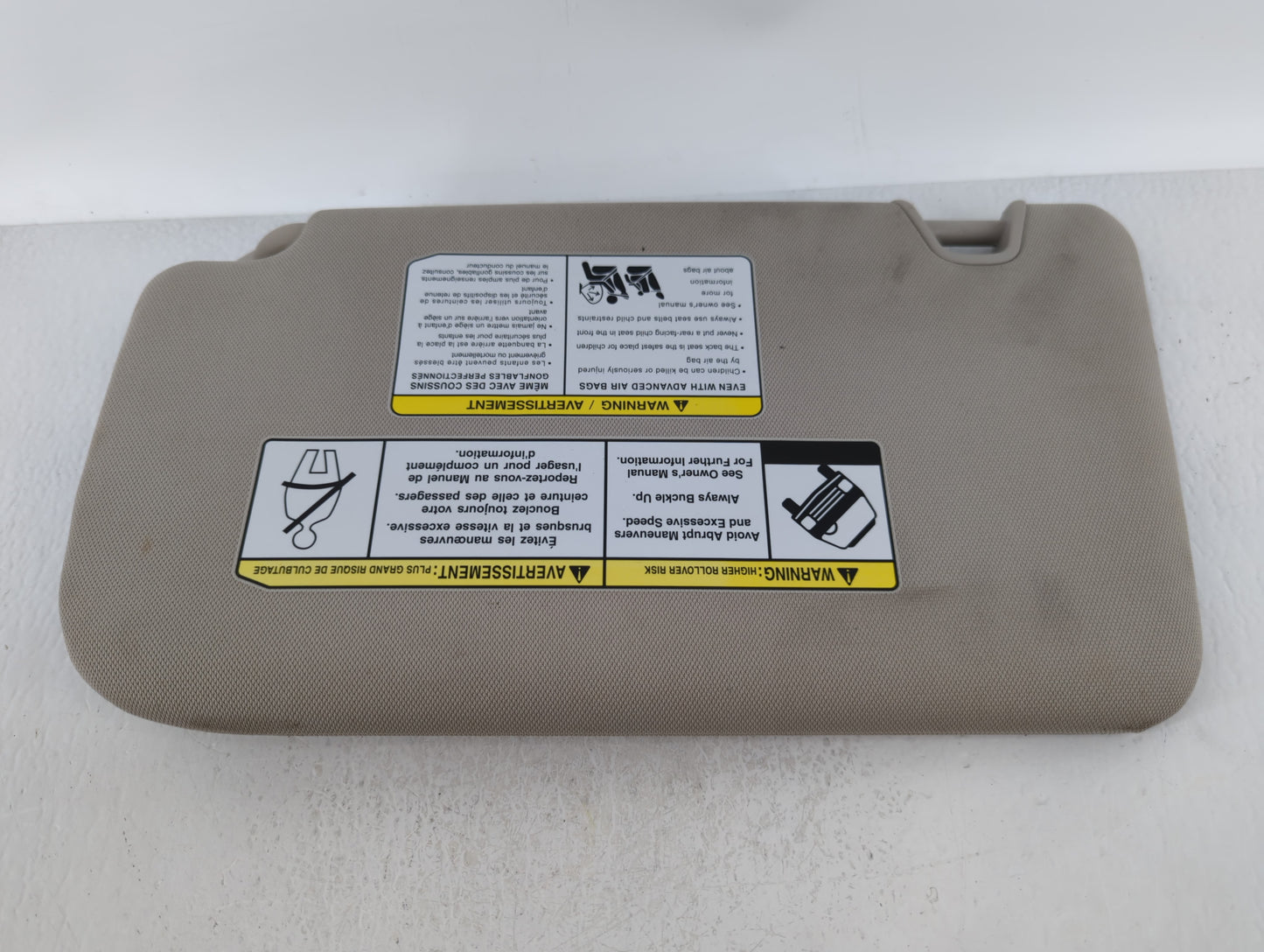 2018-2020 Nissan Rogue Sun Visor Shade Replacement Passenger Right Mirror Fits Fits 2018 2019 2020 OEM Used Auto Parts - Oem