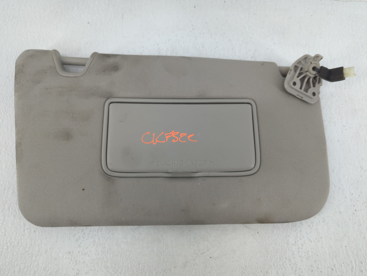 2018-2020 Nissan Rogue Sun Visor Shade Replacement Passenger Right Mirror Fits Fits 2018 2019 2020 OEM Used Auto Parts - Oem
