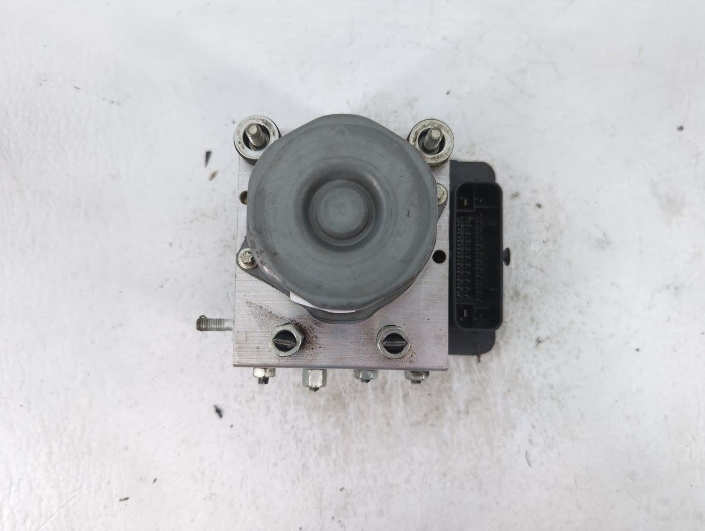 2019-2020 Nissan Rogue ABS Pump Control Module Replacement P/N:47660 7FM0A Fits Fits 2019 2020 OEM Used Auto Parts - Oemused