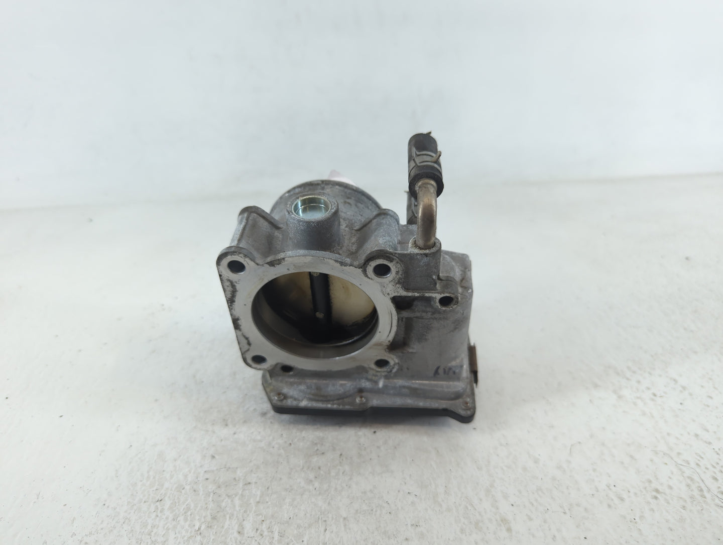 2014-2020 Nissan Rogue Throttle Body P/N:3TA60-01 C Fits Fits 2013 2014 2015 2016 2017 2018 2019 2020 OEM Used Auto Parts - 