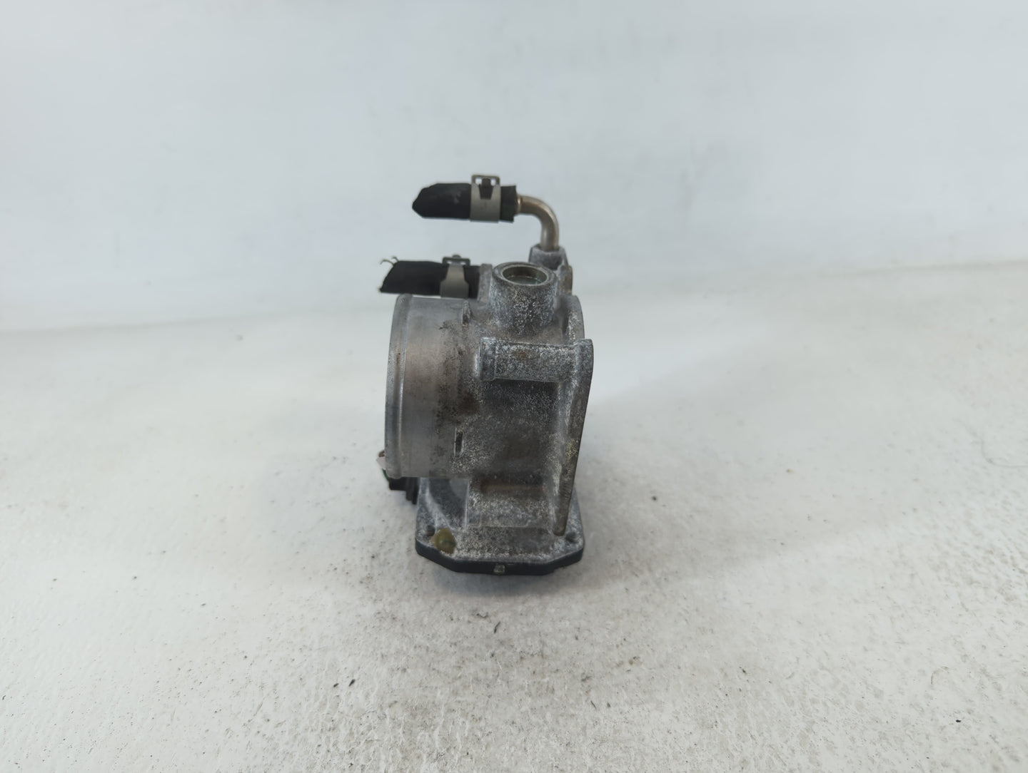 2014-2020 Nissan Rogue Throttle Body P/N:3TA60-01 C Fits Fits 2013 2014 2015 2016 2017 2018 2019 2020 OEM Used Auto Parts - 