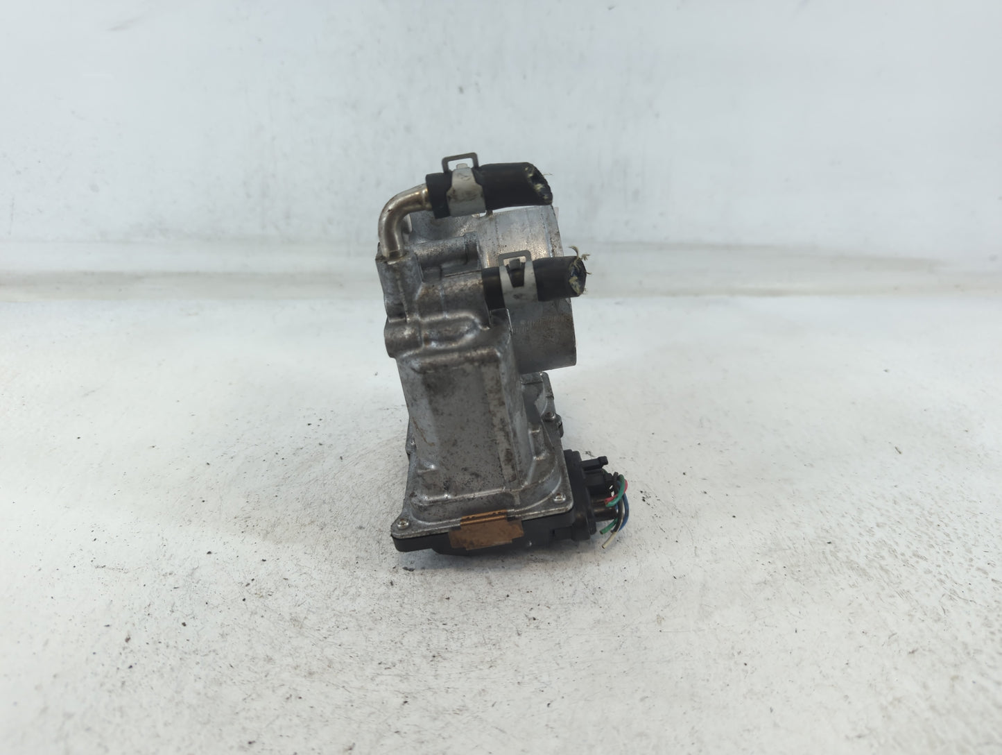 2014-2020 Nissan Rogue Throttle Body P/N:3TA60-01 Fits Fits 2013 2014 2015 2016 2017 2018 2019 2020 OEM Used Auto Parts - Oe
