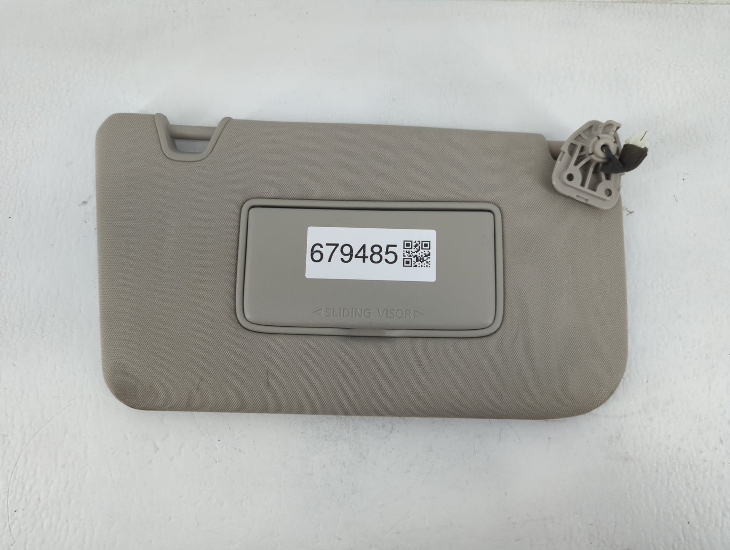 2018-2020 Nissan Rogue Sun Visor Shade Replacement Passenger Right Mirror Fits Fits 2018 2019 2020 OEM Used Auto Parts - Oem