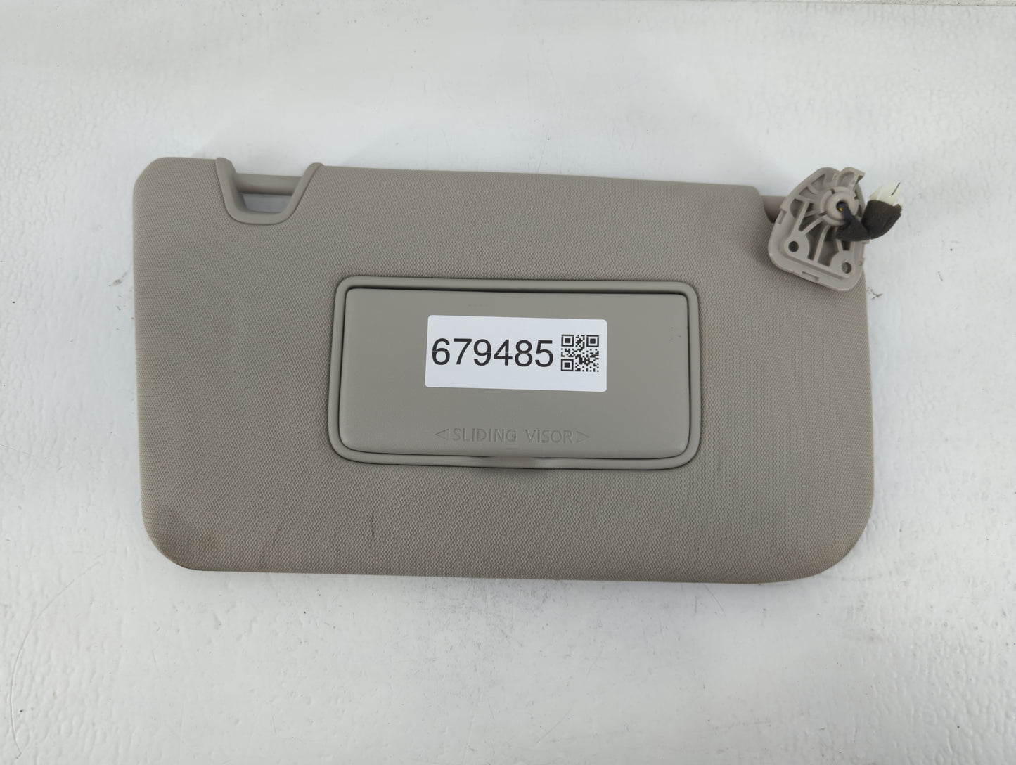 2018-2020 Nissan Rogue Sun Visor Shade Replacement Passenger Right Mirror Fits Fits 2018 2019 2020 OEM Used Auto Parts - Oem