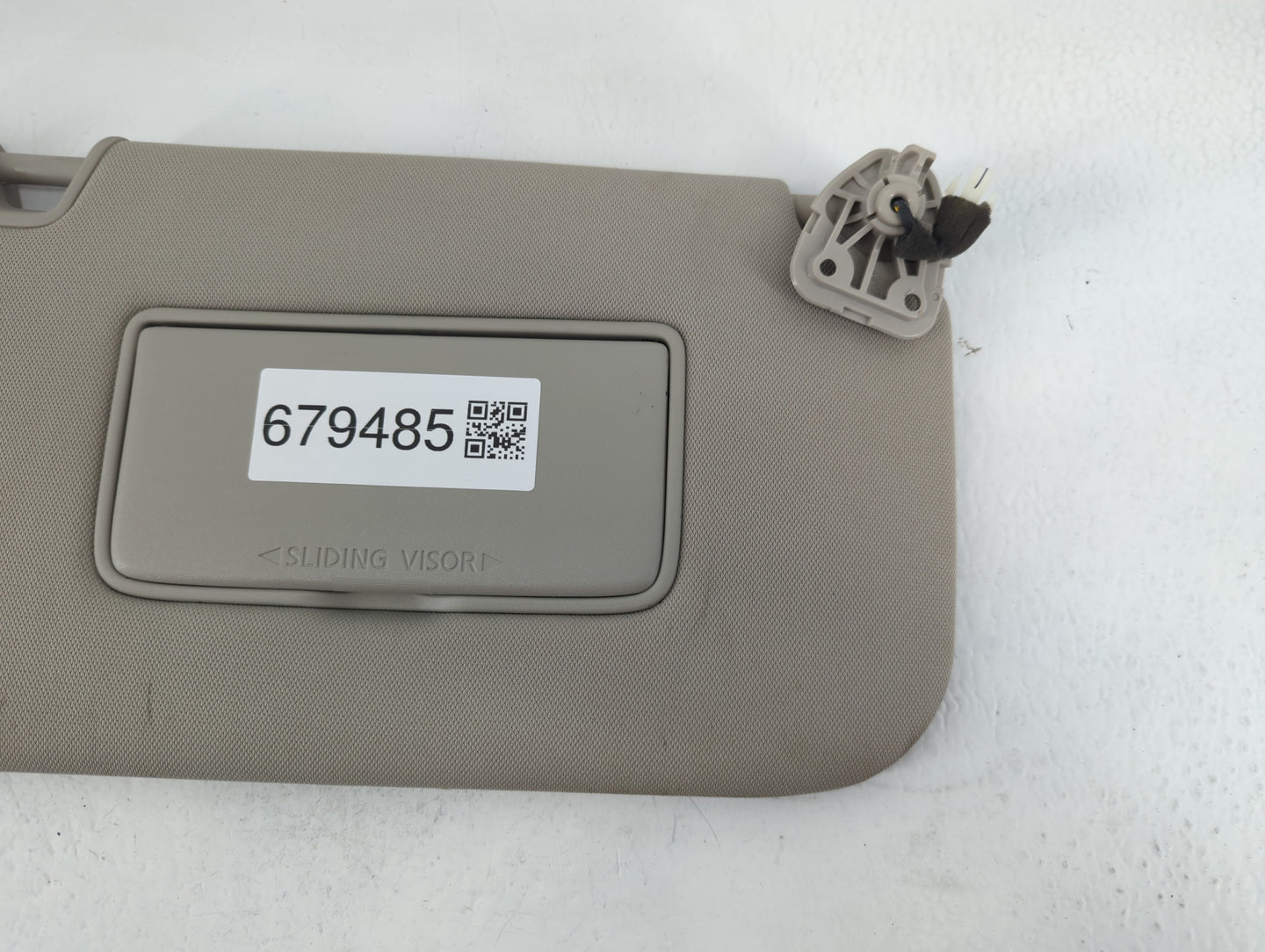 2018-2020 Nissan Rogue Sun Visor Shade Replacement Passenger Right Mirror Fits Fits 2018 2019 2020 OEM Used Auto Parts - Oem