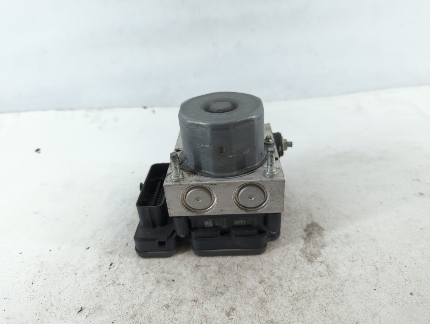 2019-2020 Nissan Rogue ABS Pump Control Module Replacement P/N:269 909 47660 Fits Fits 2019 2020 OEM Used Auto Parts - Oemus