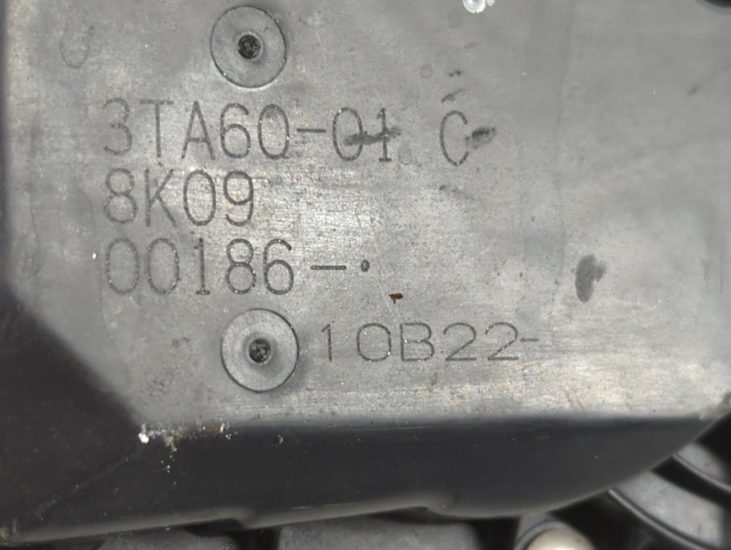 2014-2020 Nissan Rogue Throttle Body P/N:3TA60-01 C Fits Fits 2013 2014 2015 2016 2017 2018 2019 2020 OEM Used Auto Parts - 