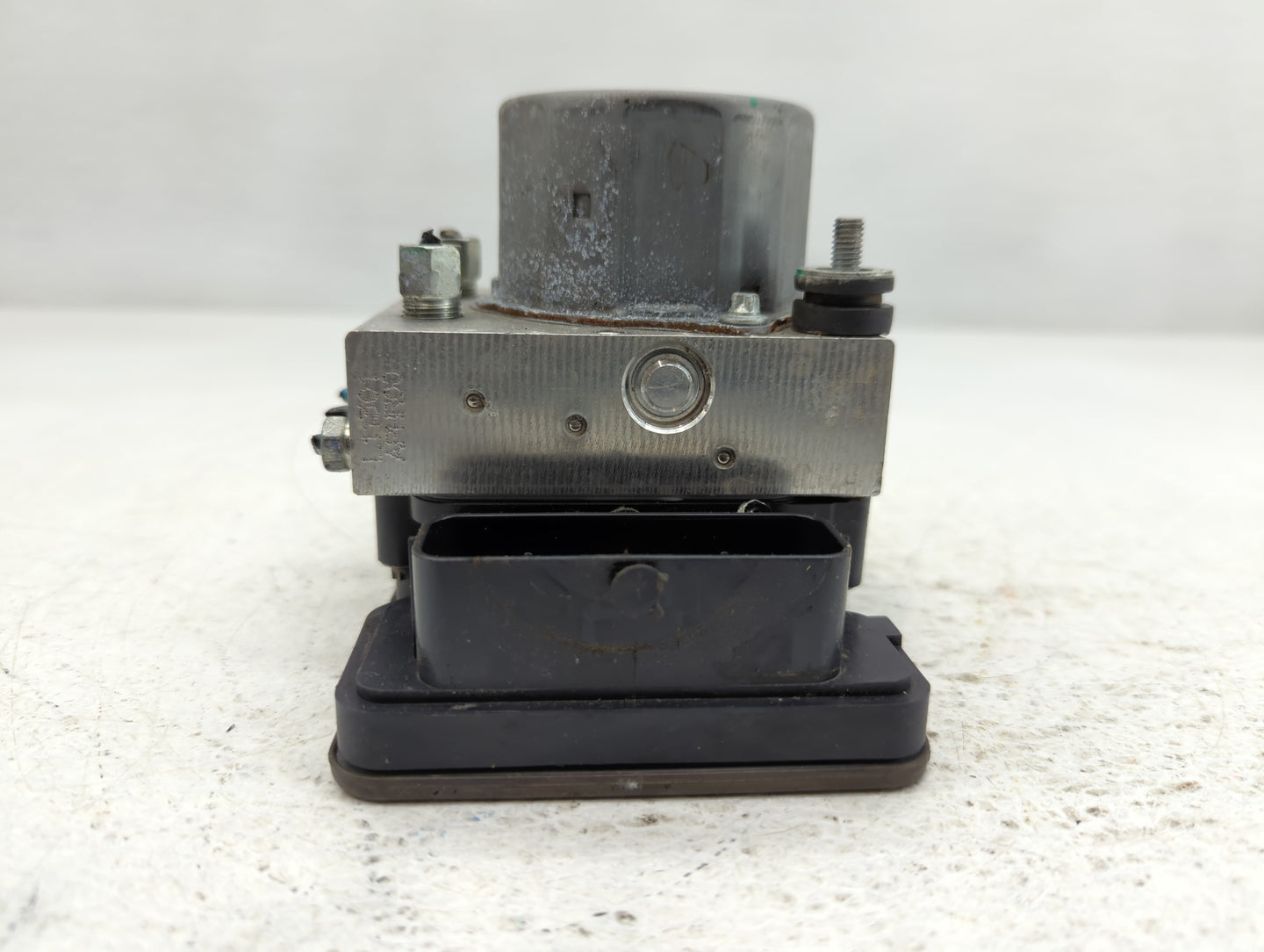2019-2020 Nissan Rogue ABS Pump Control Module Replacement P/N:47660 5HT3A Fits Fits 2019 2020 OEM Used Auto Parts - Oemused