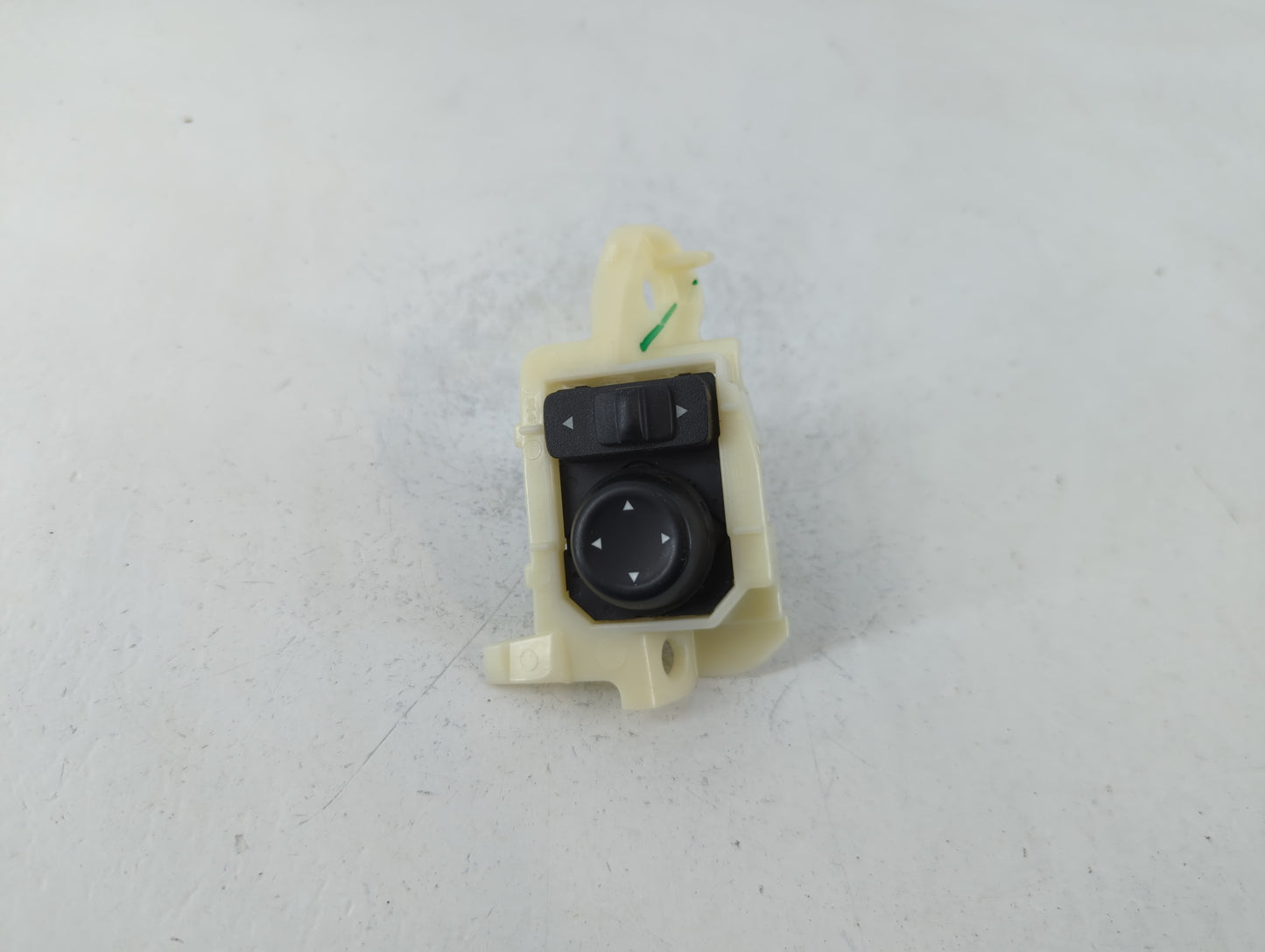 2014-2020 Nissan Rogue Master Power Window Switch Replacement Driver Side Left P/N:25570 3TB1A
0999 A Fits OEM Used Auto Par