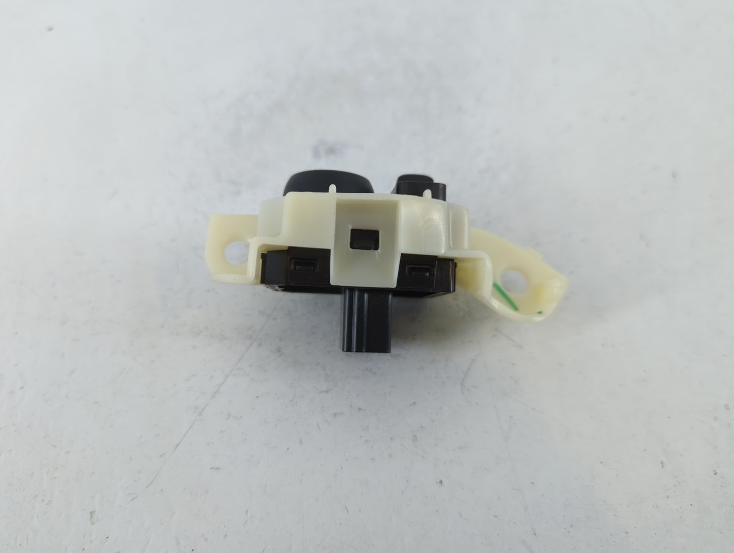 2014-2020 Nissan Rogue Master Power Window Switch Replacement Driver Side Left P/N:25570 3TB1A
0999 A Fits OEM Used Auto Par