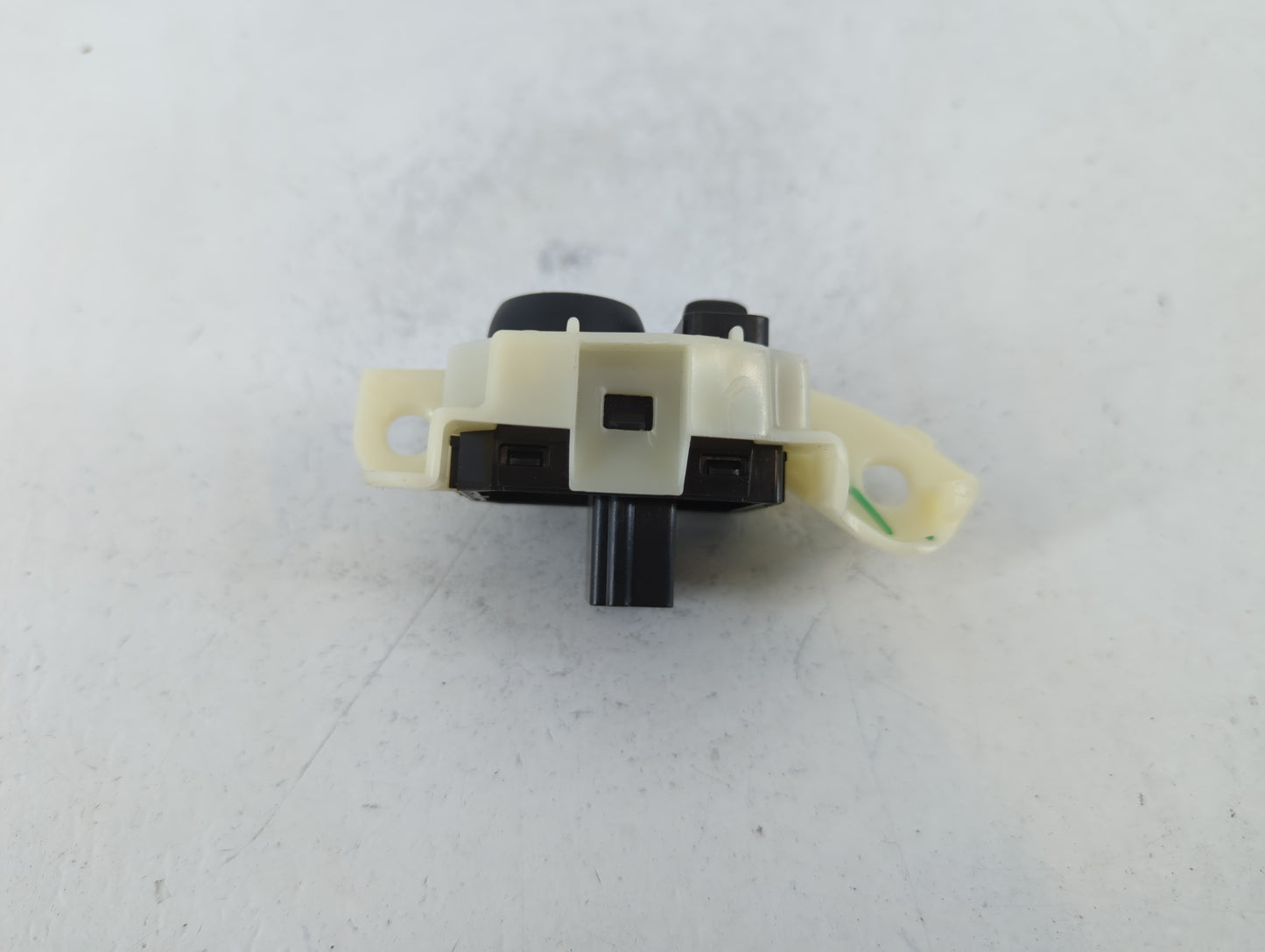 2014-2020 Nissan Rogue Master Power Window Switch Replacement Driver Side Left P/N:25570 3TB1A
0999 A Fits OEM Used Auto Par