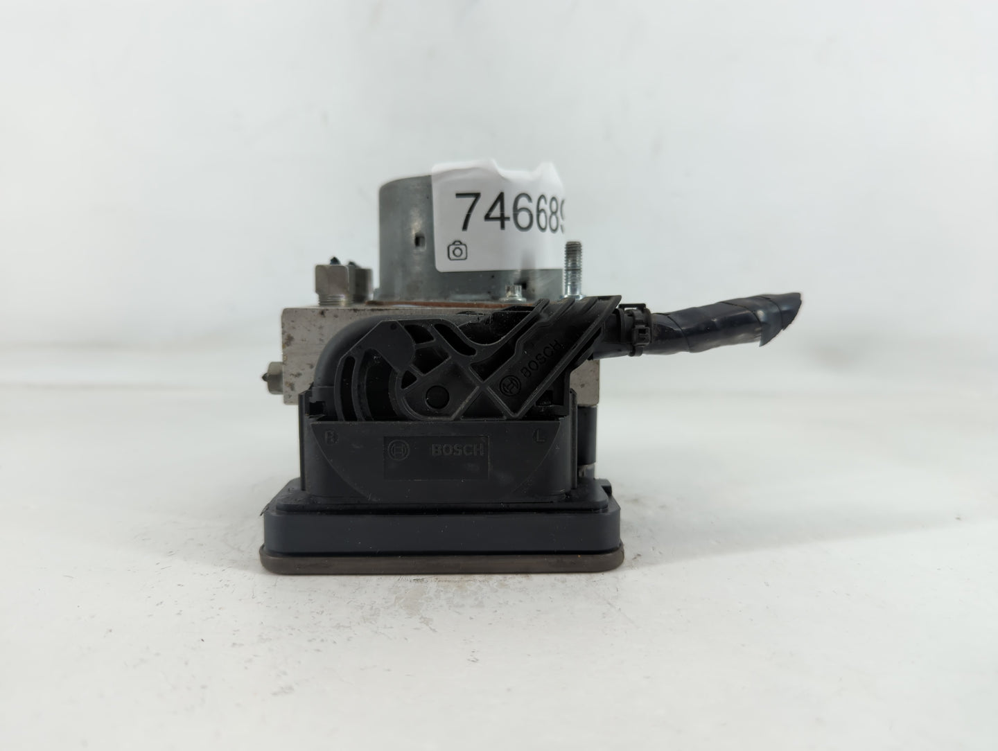 2018-2020 Nissan Rogue ABS Pump Control Module Replacement P/N:2265106527 47660 5HT0A Fits Fits 2018 2019 2020 OEM Used Auto