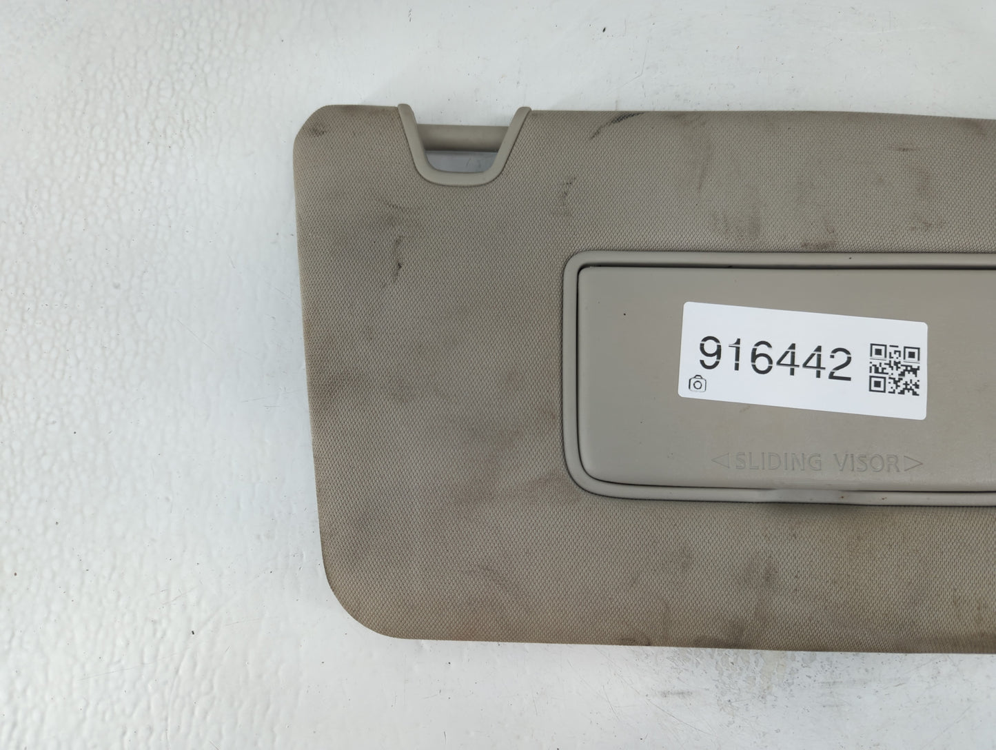 2018-2020 Nissan Rogue Sun Visor Shade Replacement Driver Left Mirror Fits Fits 2018 2019 2020 OEM Used Auto Parts - Oemused