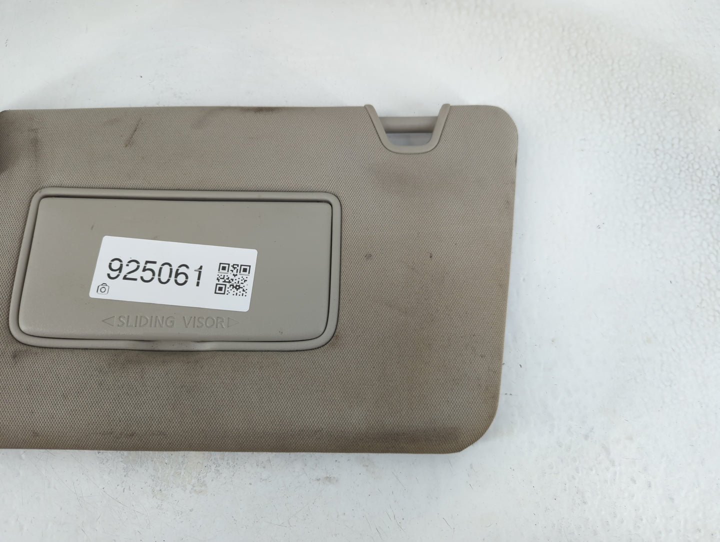 2018-2020 Nissan Rogue Sun Visor Shade Replacement Passenger Right Mirror Fits Fits 2018 2019 2020 OEM Used Auto Parts - Oem