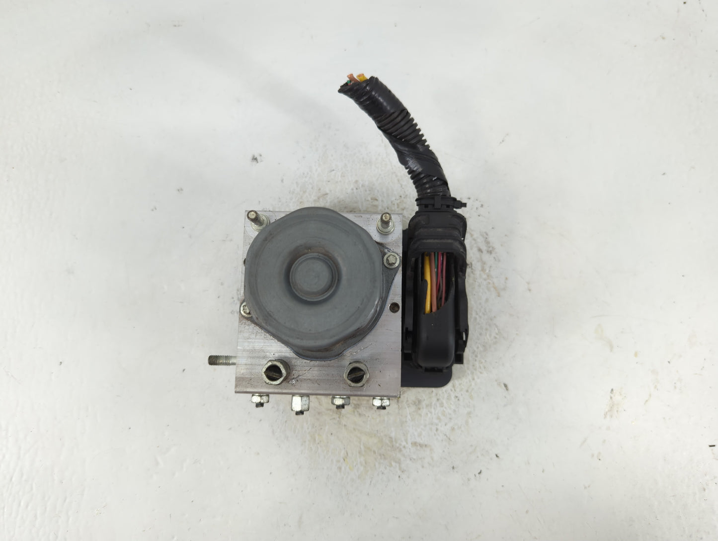 2019-2021 Nissan Rogue Sport ABS Pump Control Module Replacement P/N:47660 6MM0A Fits Fits 2019 2020 2021 OEM Used Auto Part