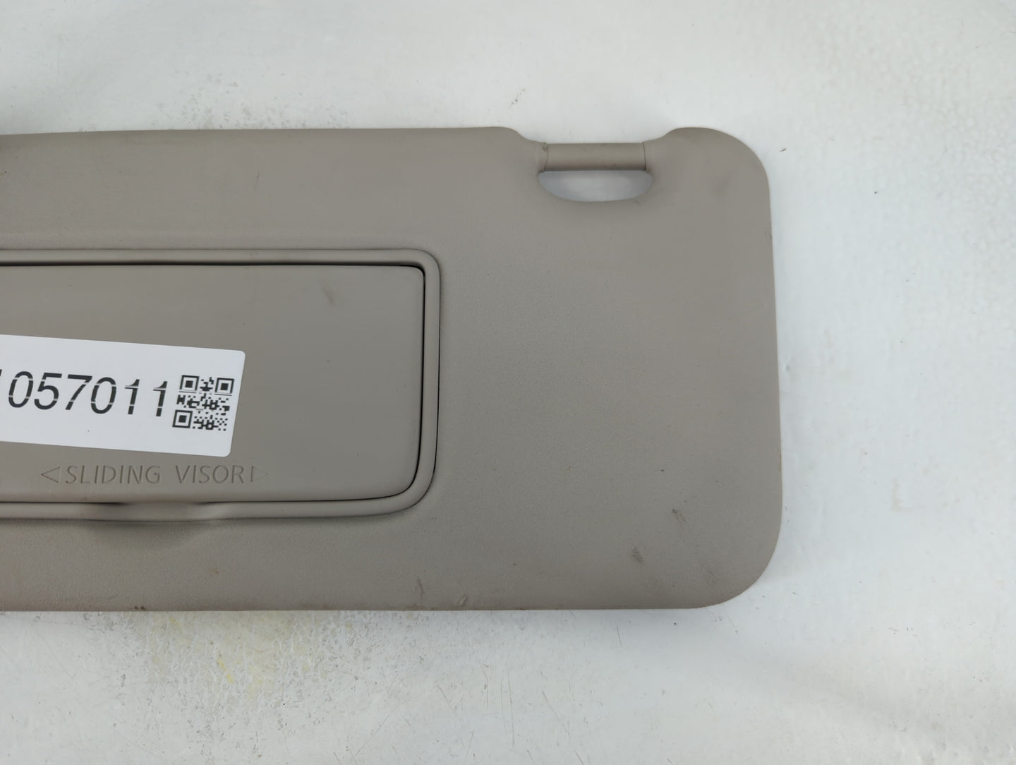 2019-2022 Nissan Rogue Sport Sun Visor Shade Replacement Driver Left Mirror Fits Fits 2019 2020 2021 2022 OEM Used Auto Part