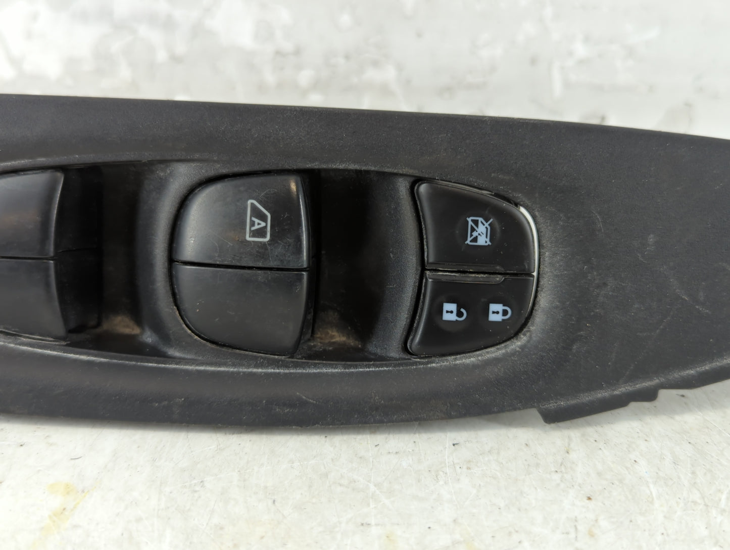 2017-2022 Nissan Rogue Sport Master Power Window Switch Replacement Driver Side Left P/N:25401 6MA0C Fits OEM Used Auto Part